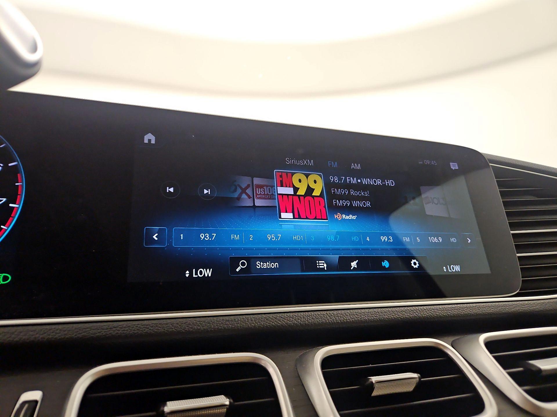 Thumbnail: 2021 Mercedes-Benz GLE - 16