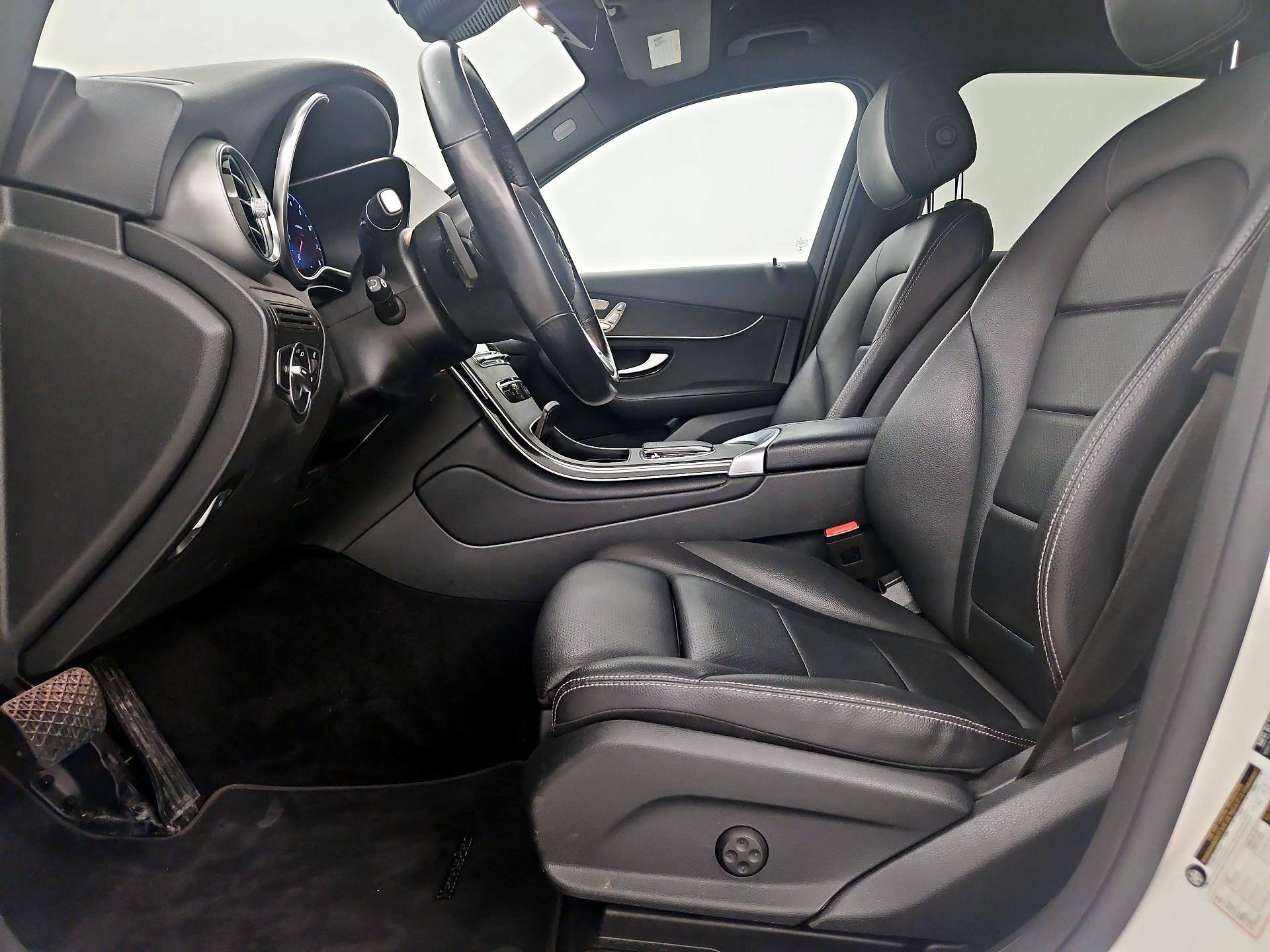 Thumbnail: 2022 Mercedes-Benz GLC - 11