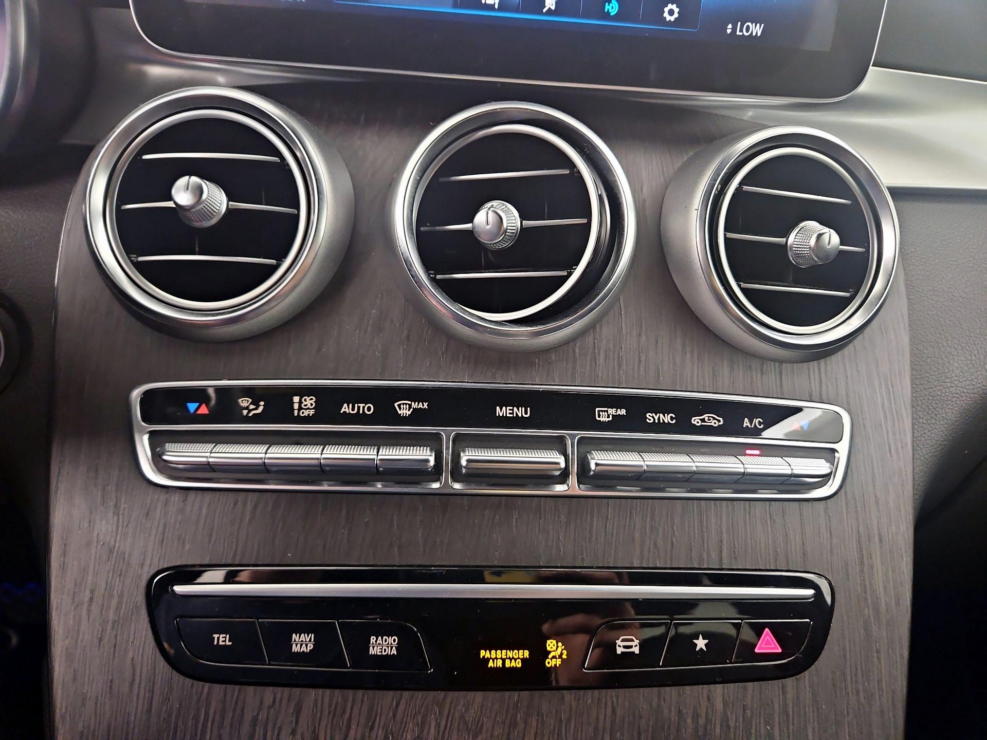 Thumbnail: 2022 Mercedes-Benz GLC - 17