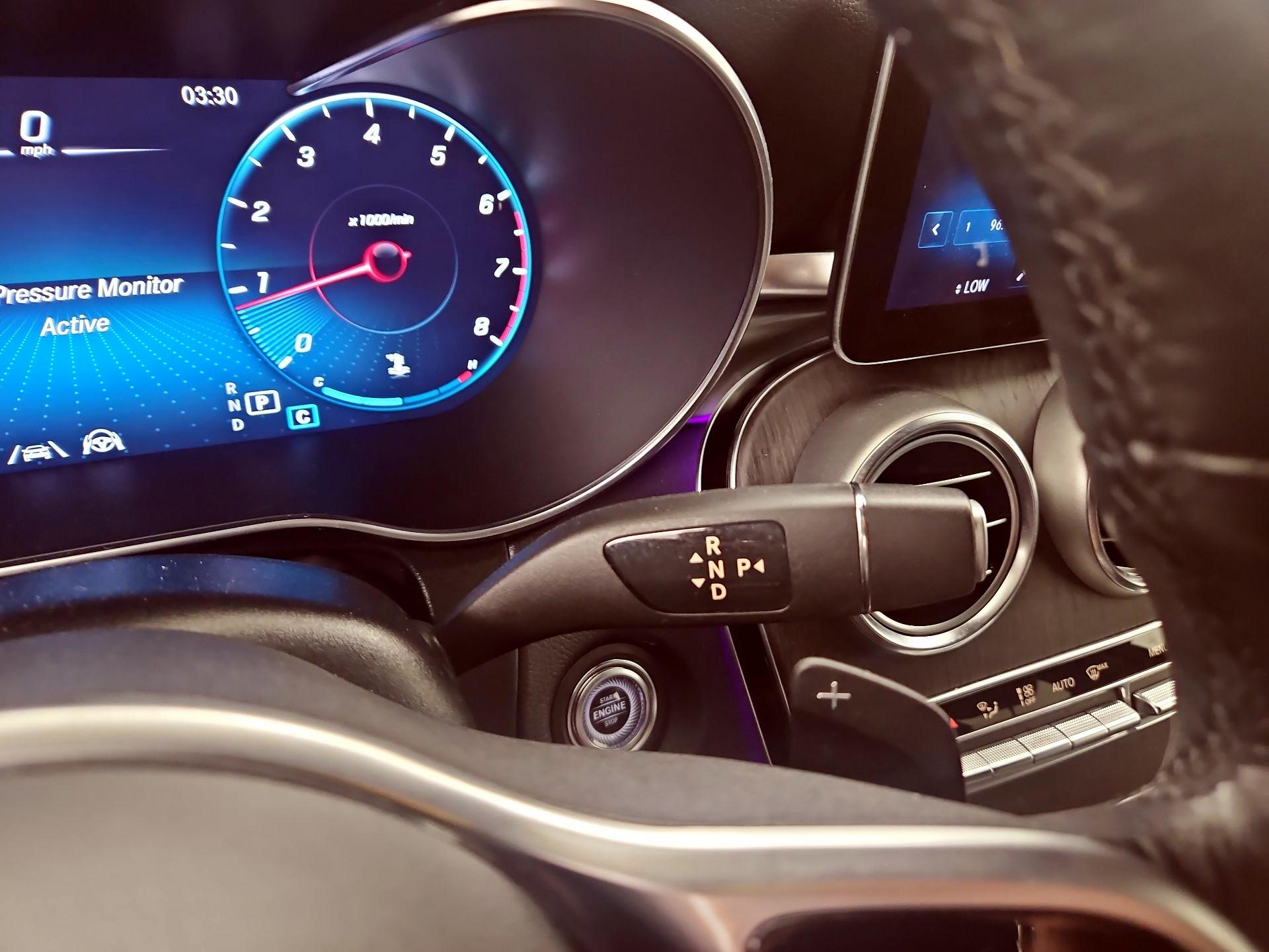Thumbnail: 2022 Mercedes-Benz GLC - 18