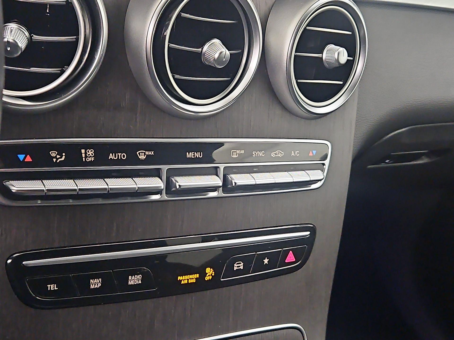 Thumbnail: 2022 Mercedes-Benz GLC - 16