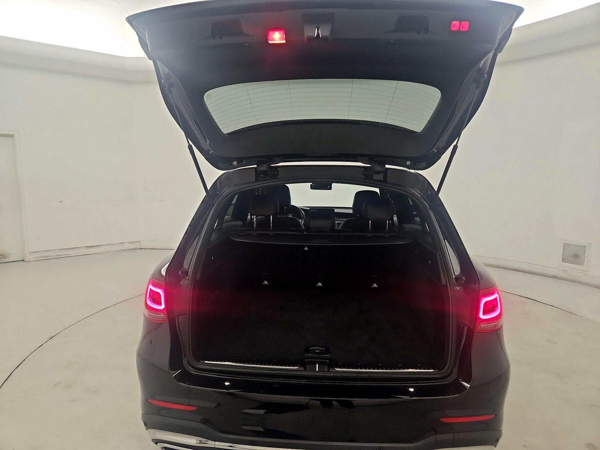 Thumbnail: 2022 Mercedes-Benz GLC - 20