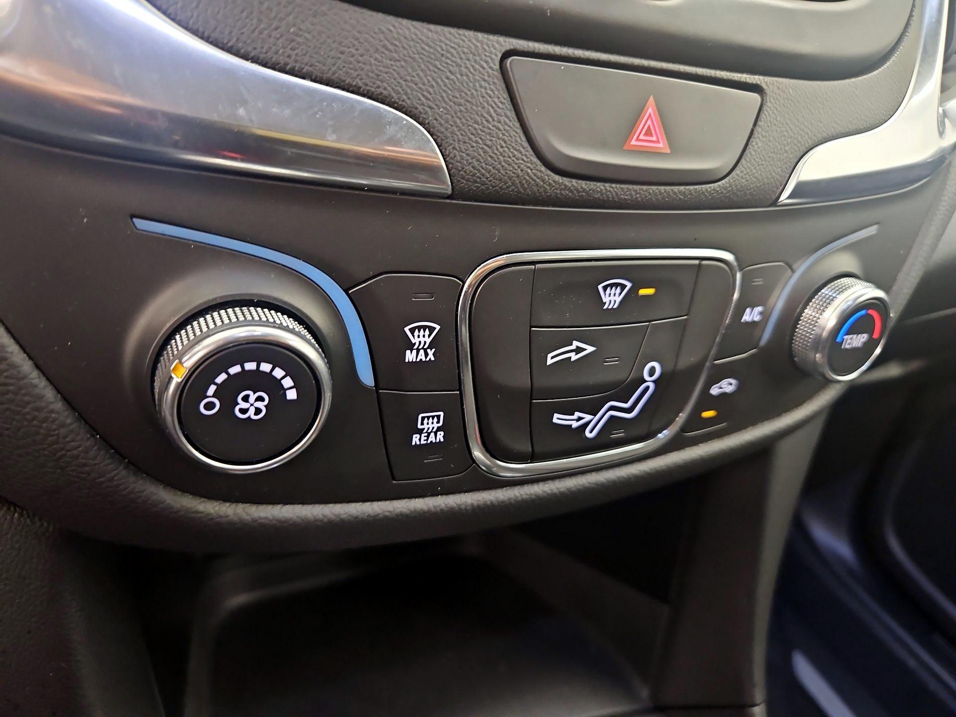 Thumbnail: 2021 Chevrolet Equinox - 16