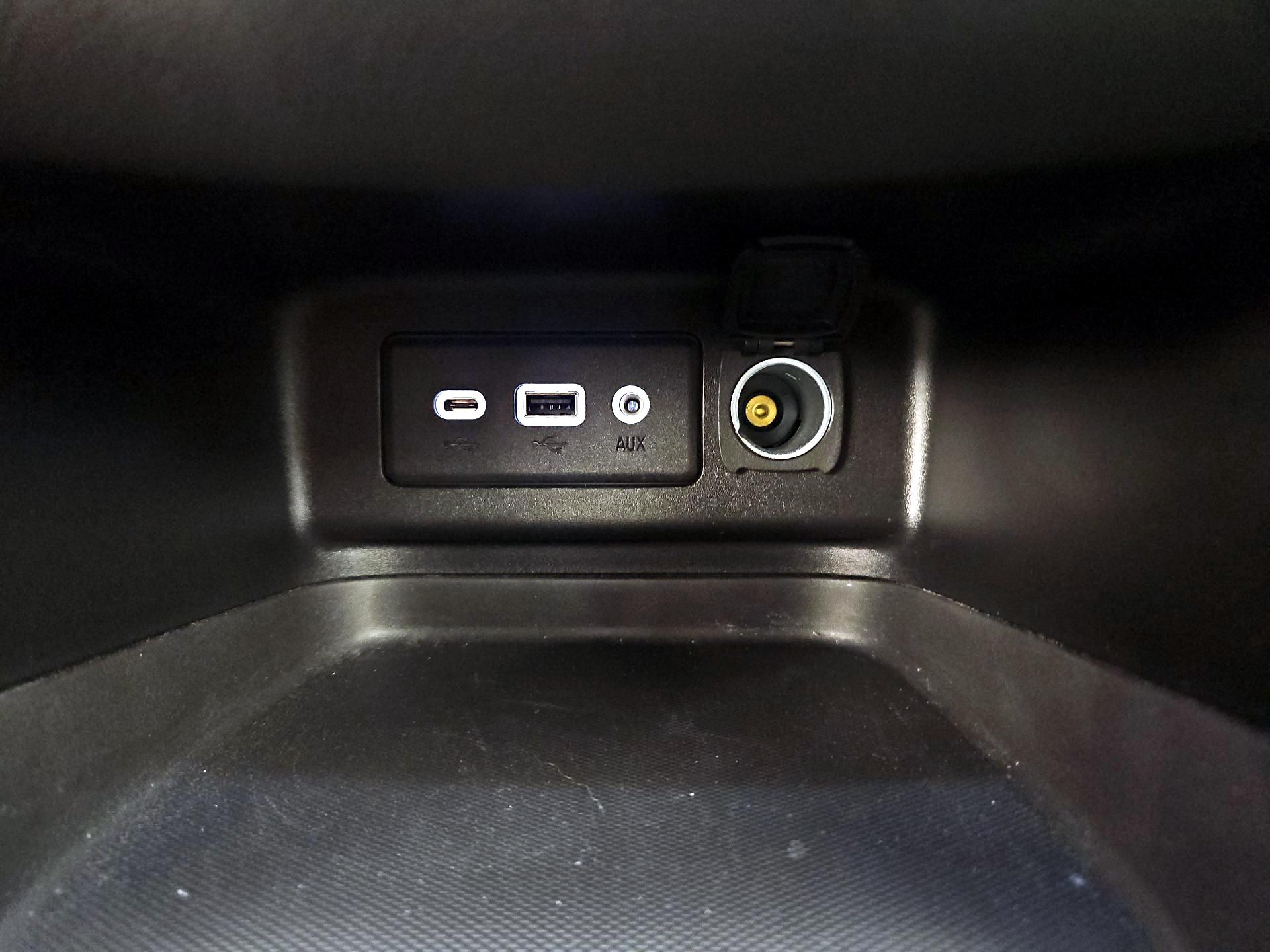 Thumbnail: 2021 Chevrolet Equinox - 18