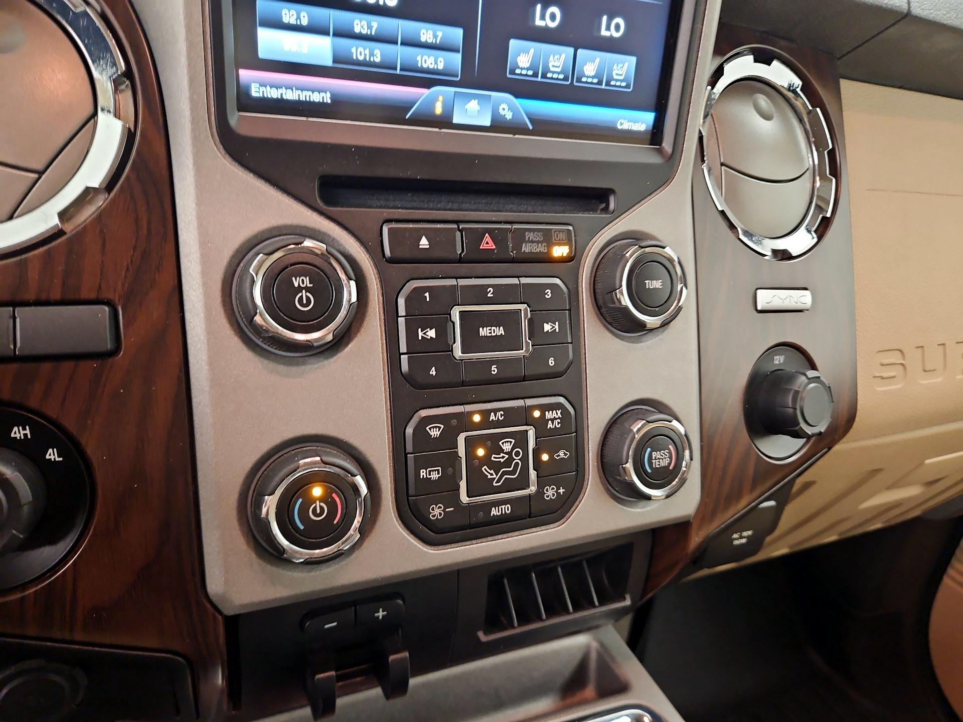 Thumbnail: 2016 Ford F-350 - 16