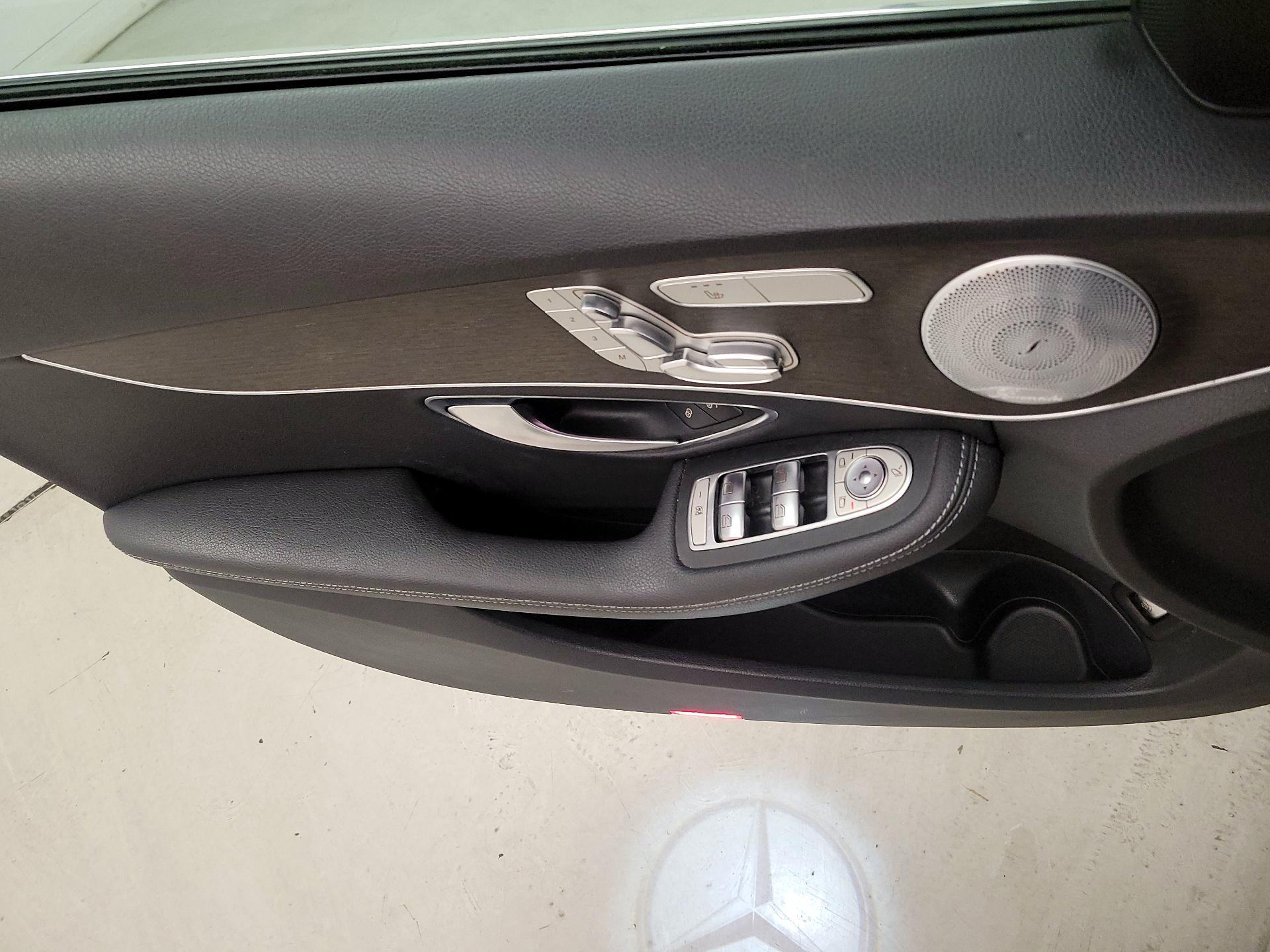 Thumbnail: 2020 Mercedes-Benz C-Class - 12