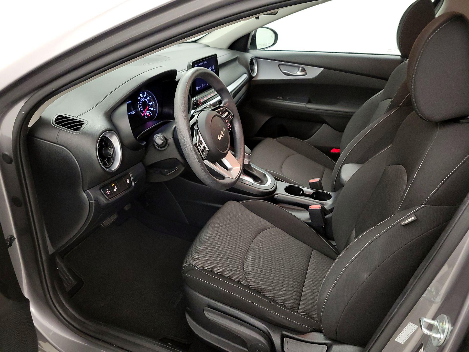 Thumbnail: 2023 Kia Forte - 11