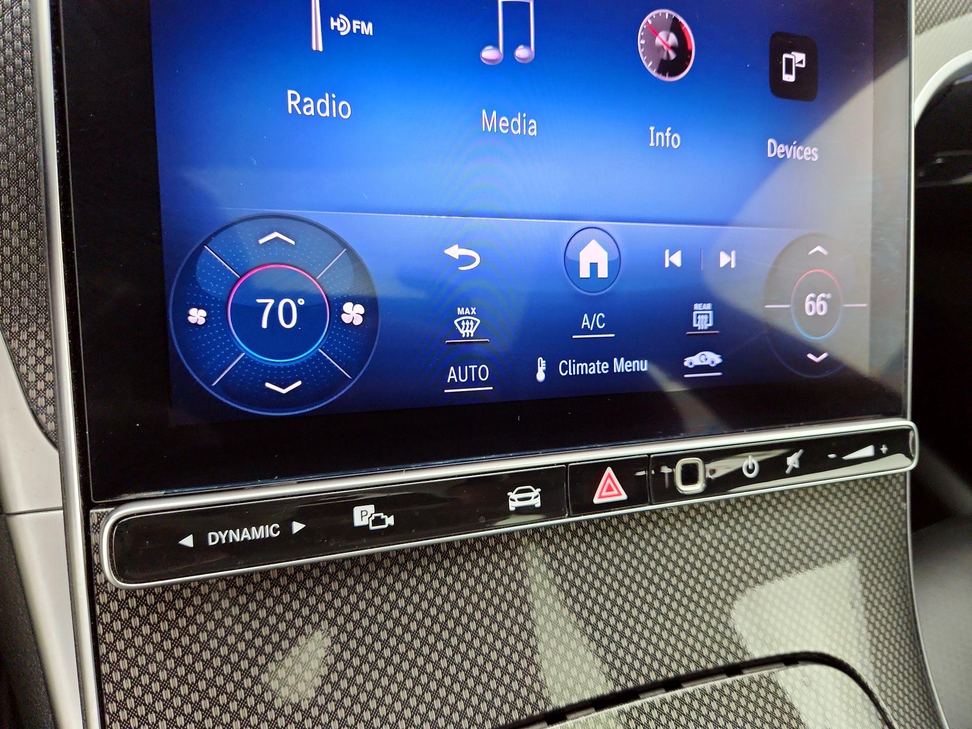 Thumbnail: 2023 Mercedes-Benz C-Class - 16