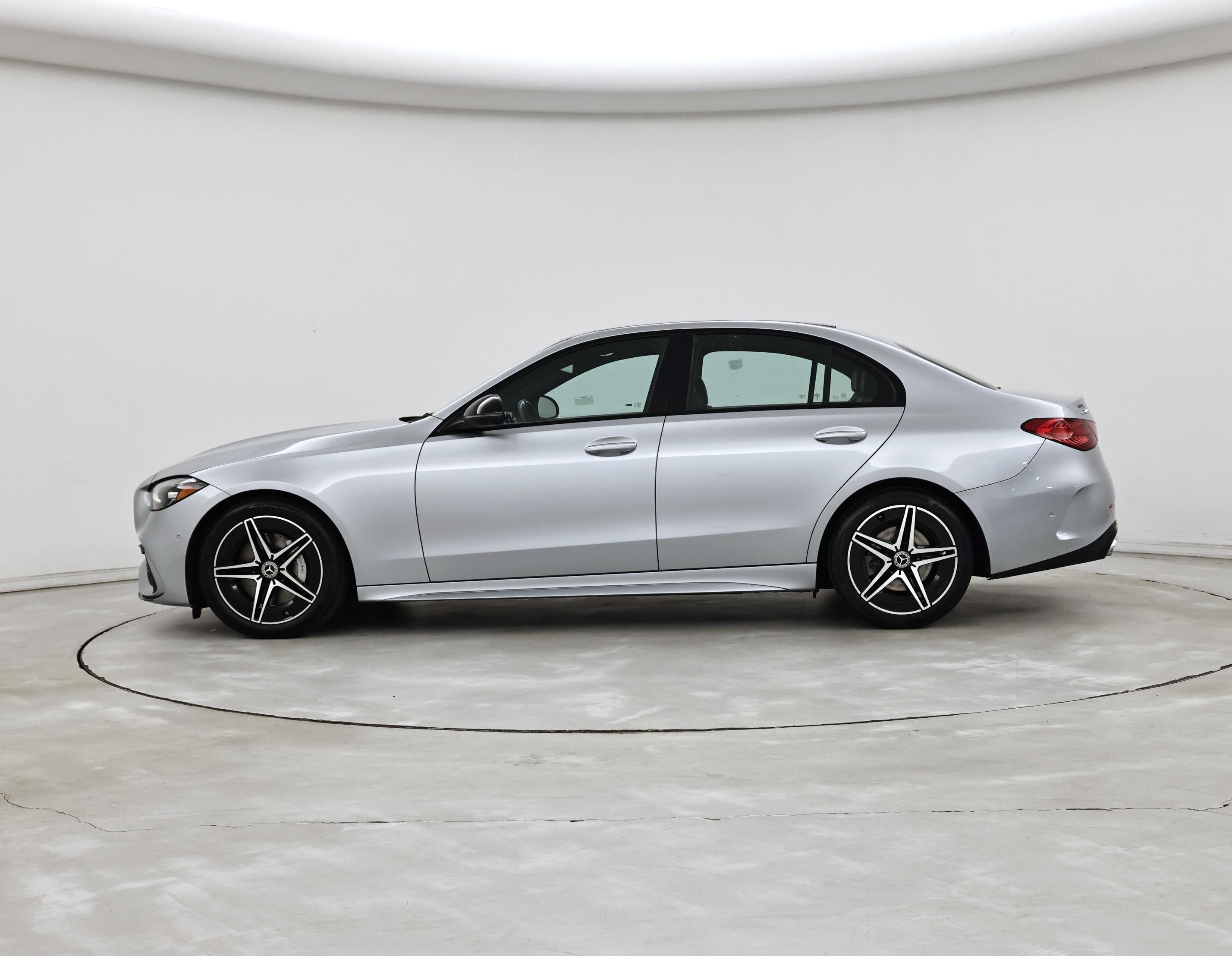 Thumbnail: 2023 Mercedes-Benz C-Class - 3