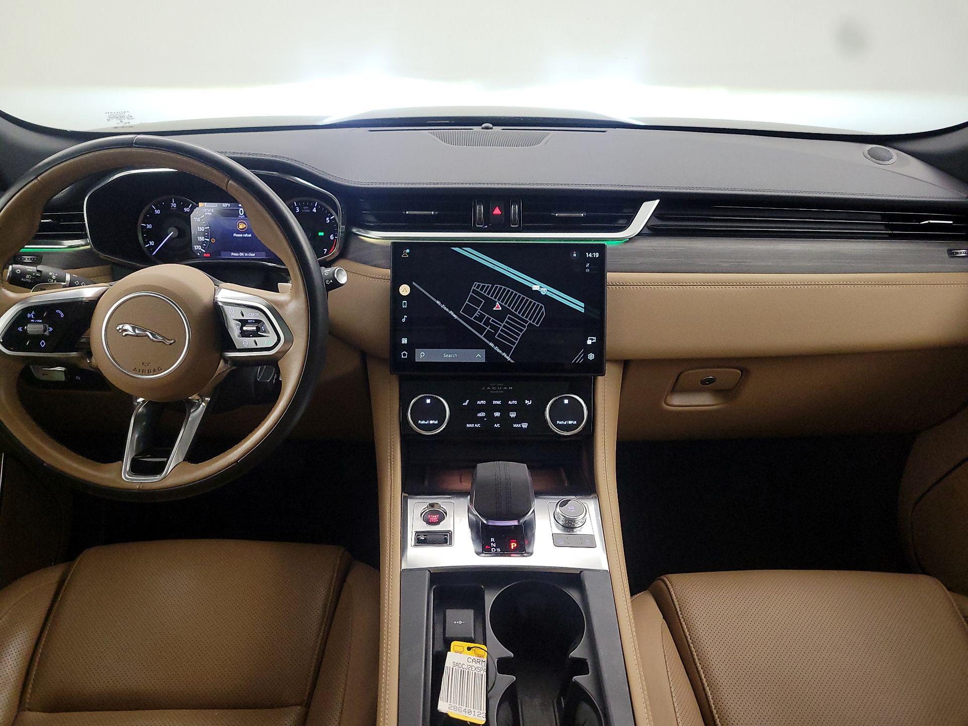 Thumbnail: 2023 Jaguar F-Pace - 9