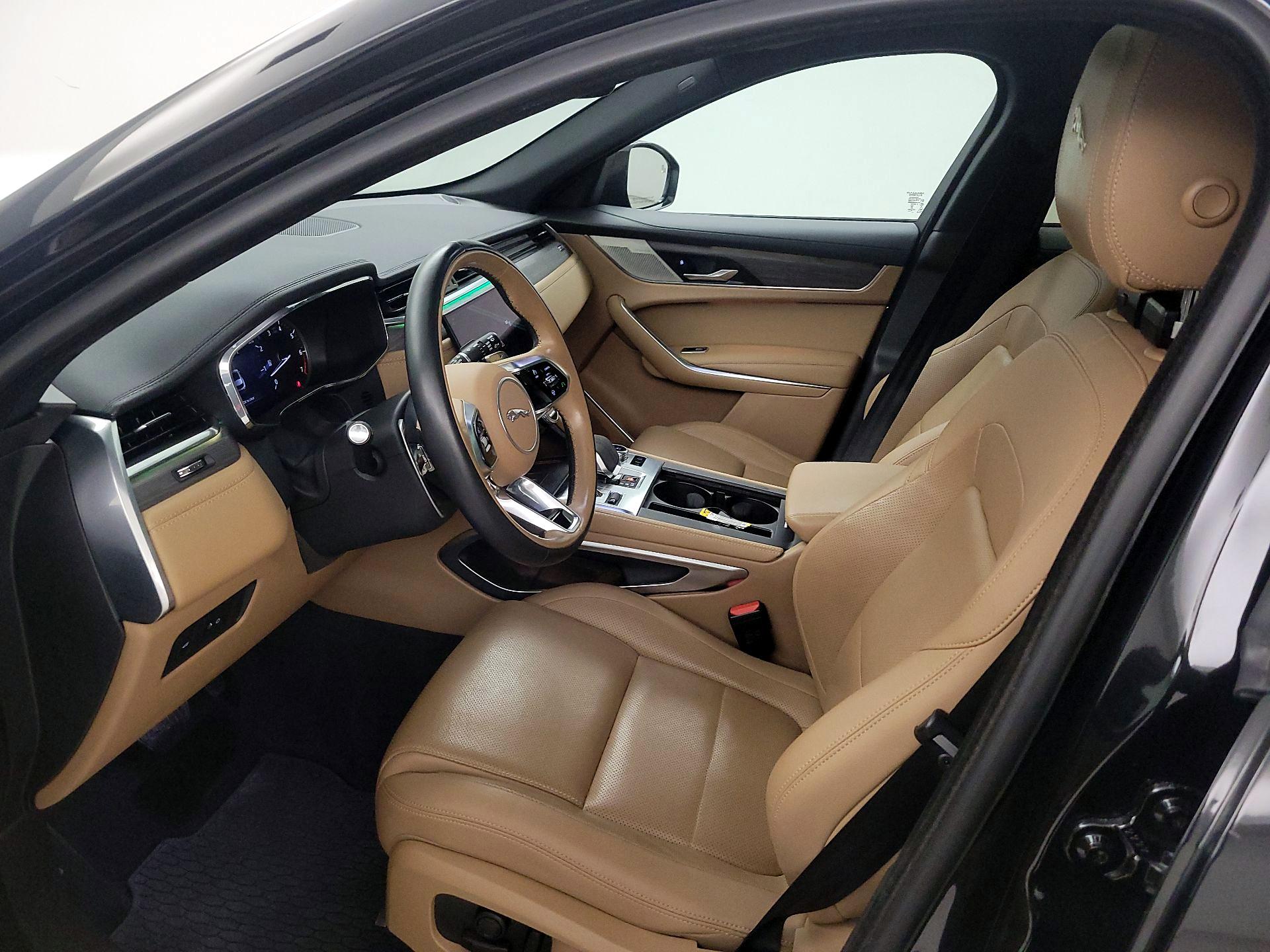 Thumbnail: 2023 Jaguar F-Pace - 11