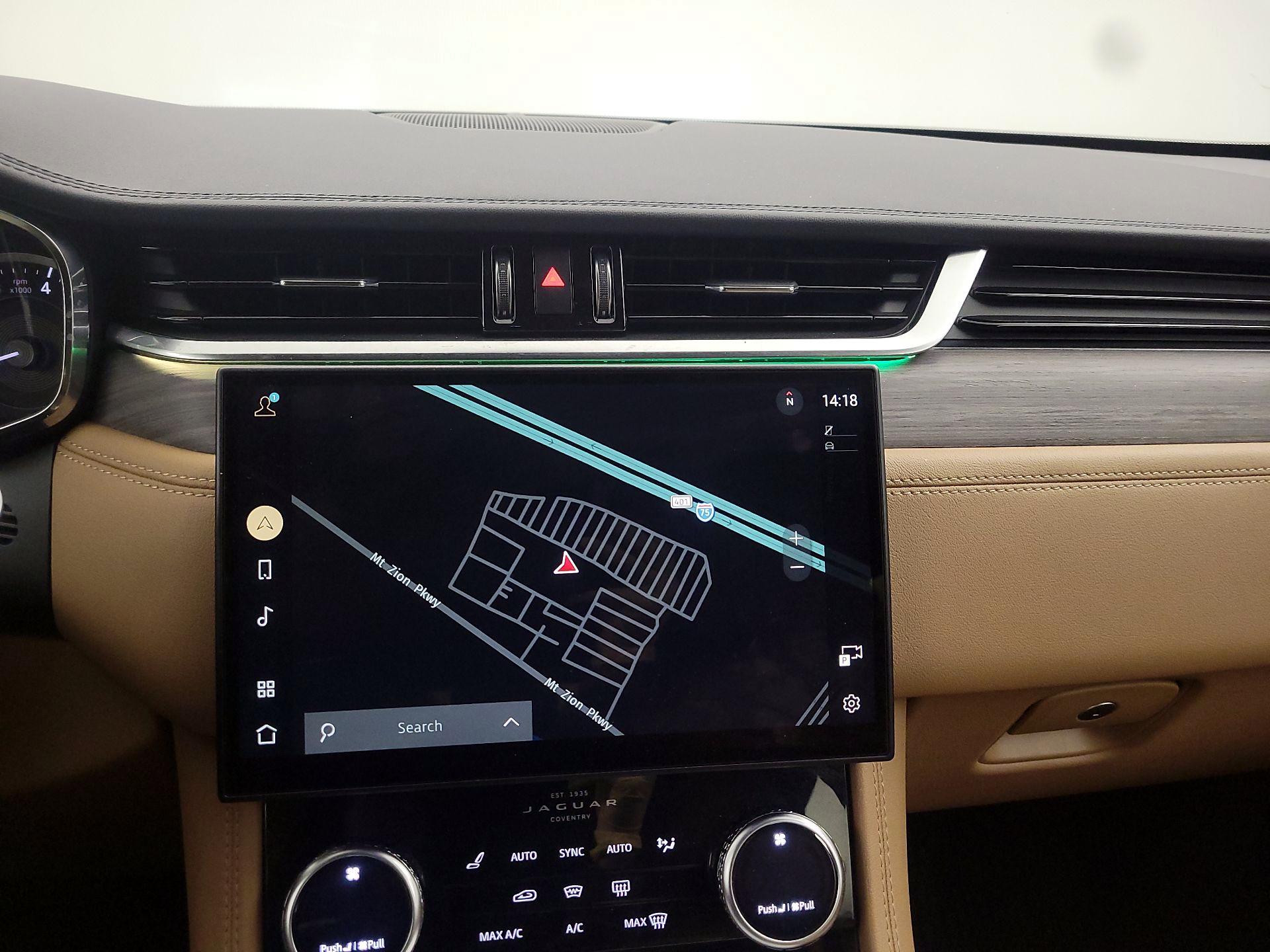 Thumbnail: 2023 Jaguar F-Pace - 14