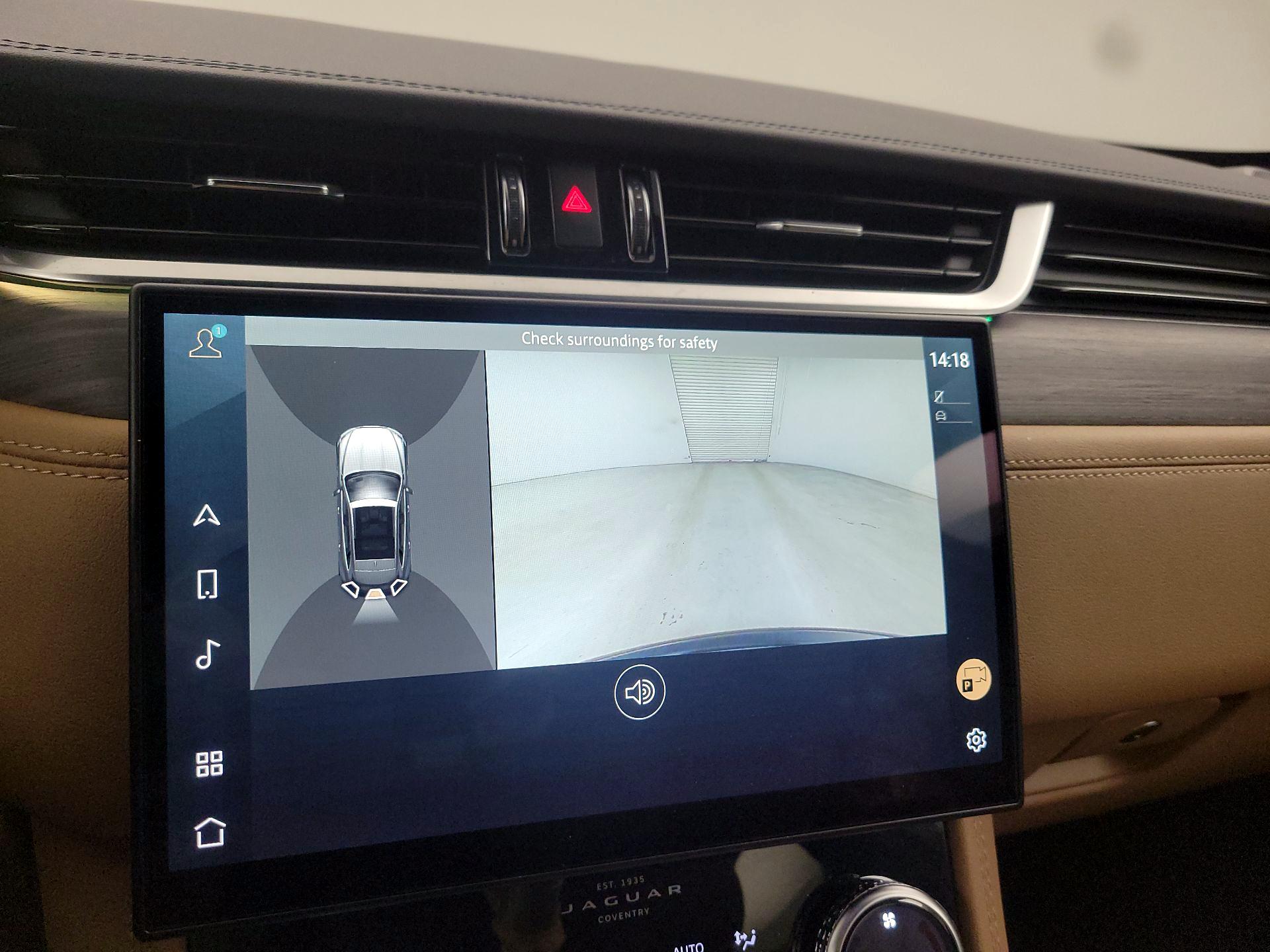 Thumbnail: 2023 Jaguar F-Pace - 15