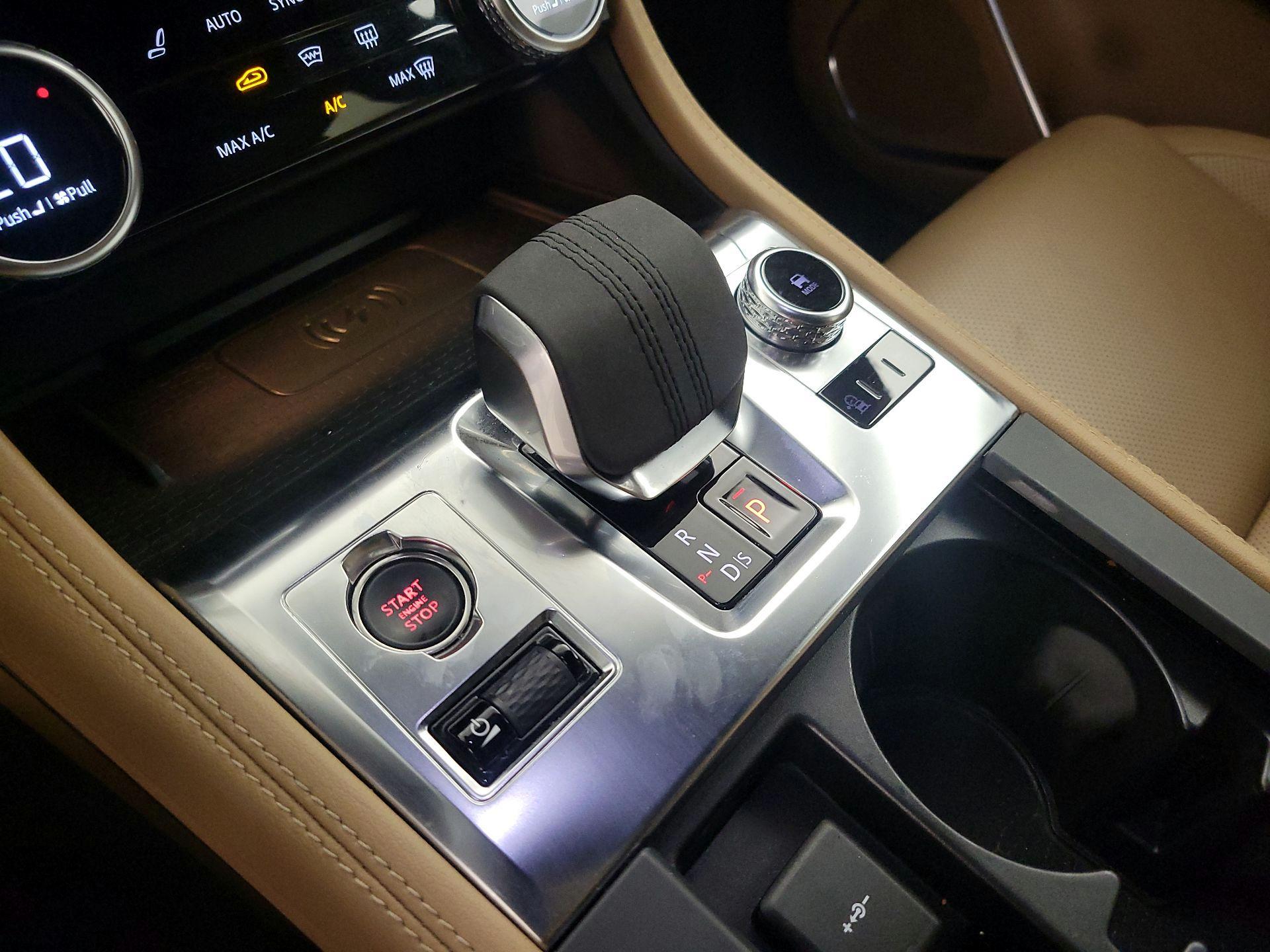 Thumbnail: 2023 Jaguar F-Pace - 18