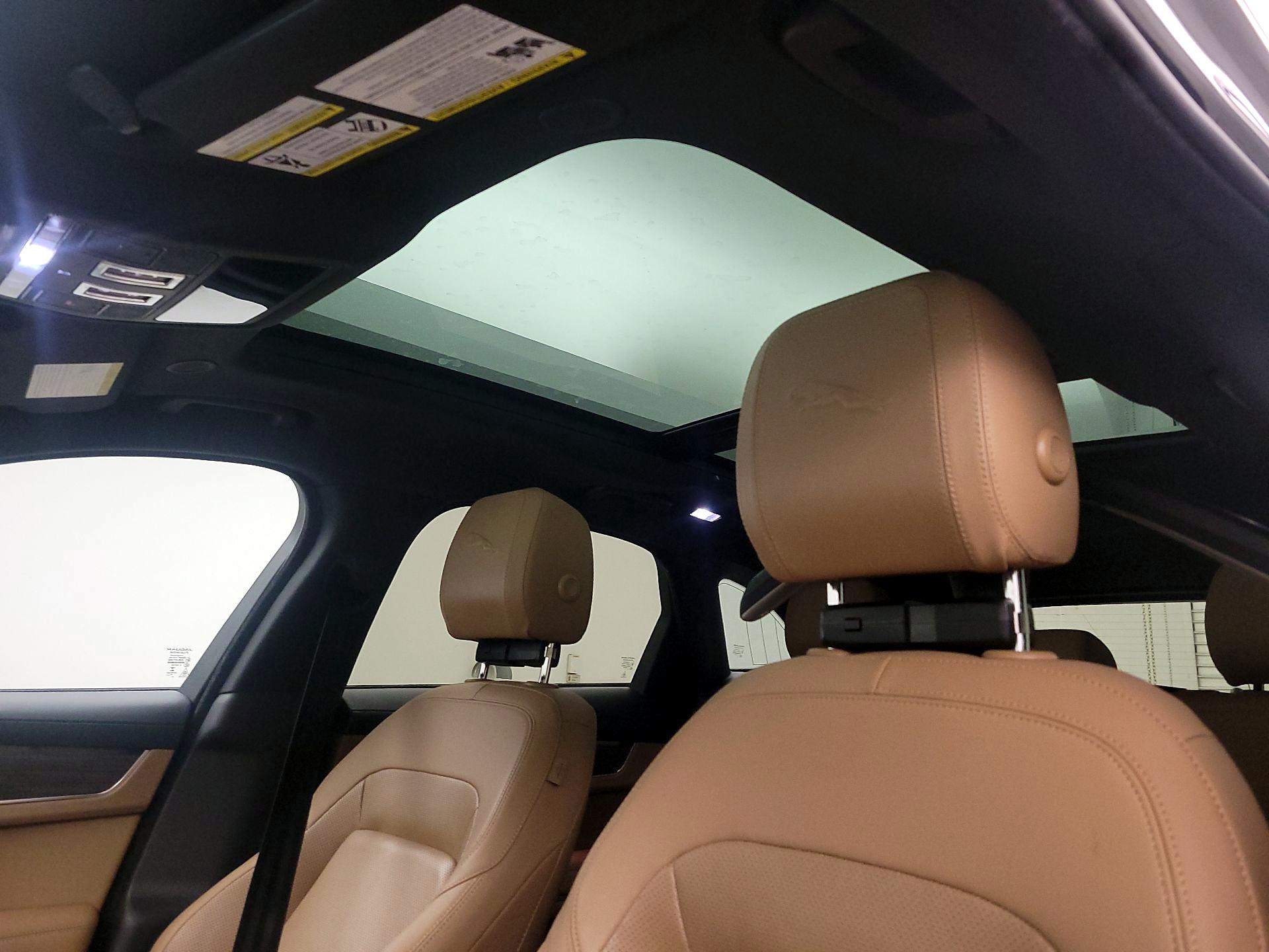 Thumbnail: 2023 Jaguar F-Pace - 20