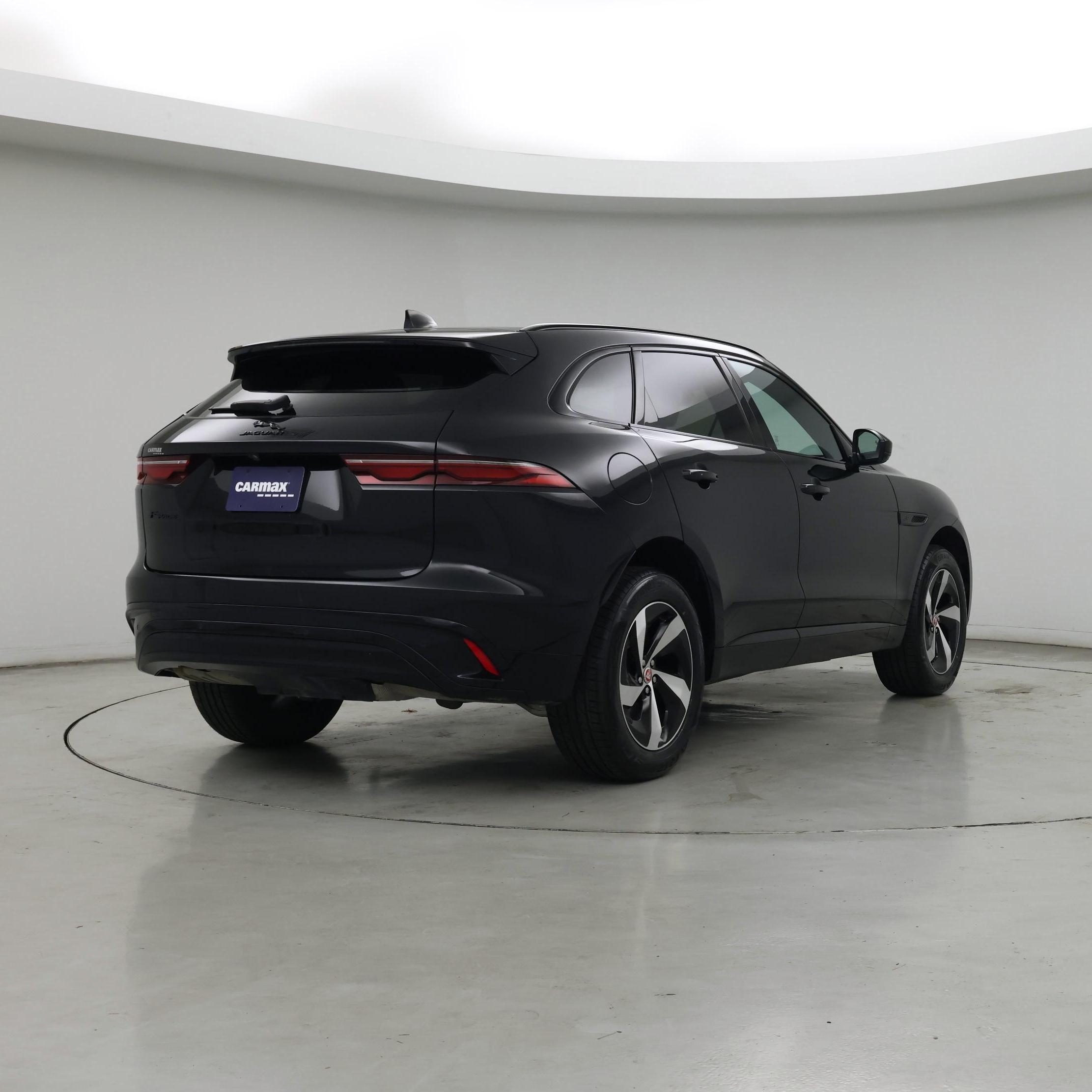 Thumbnail: 2023 Jaguar F-Pace - 8