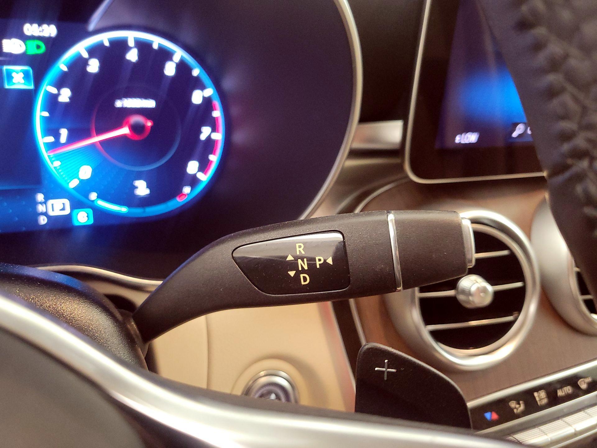 Thumbnail: 2022 Mercedes-Benz GLC - 17