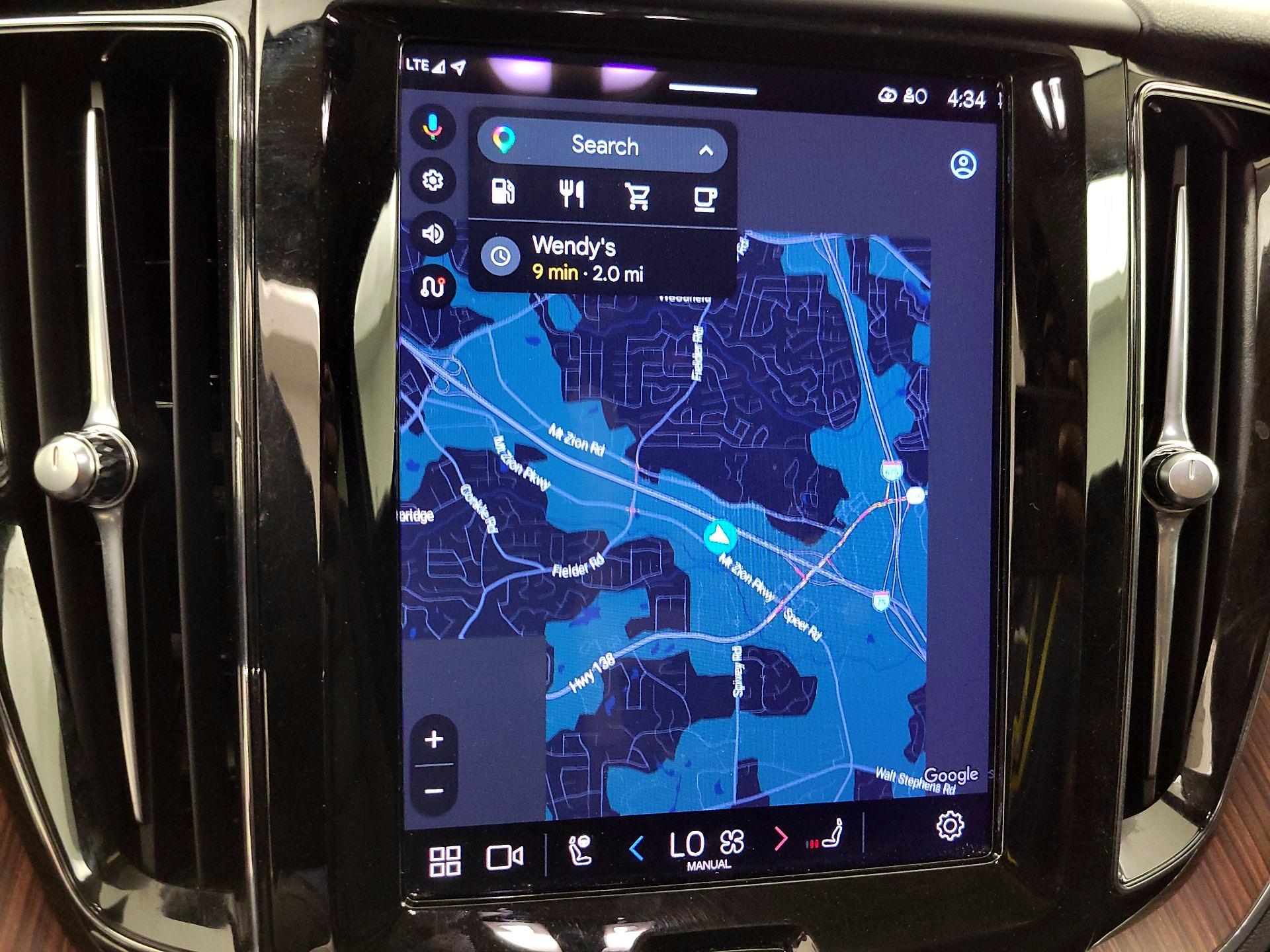 Thumbnail: 2023 Volvo XC60 - 14