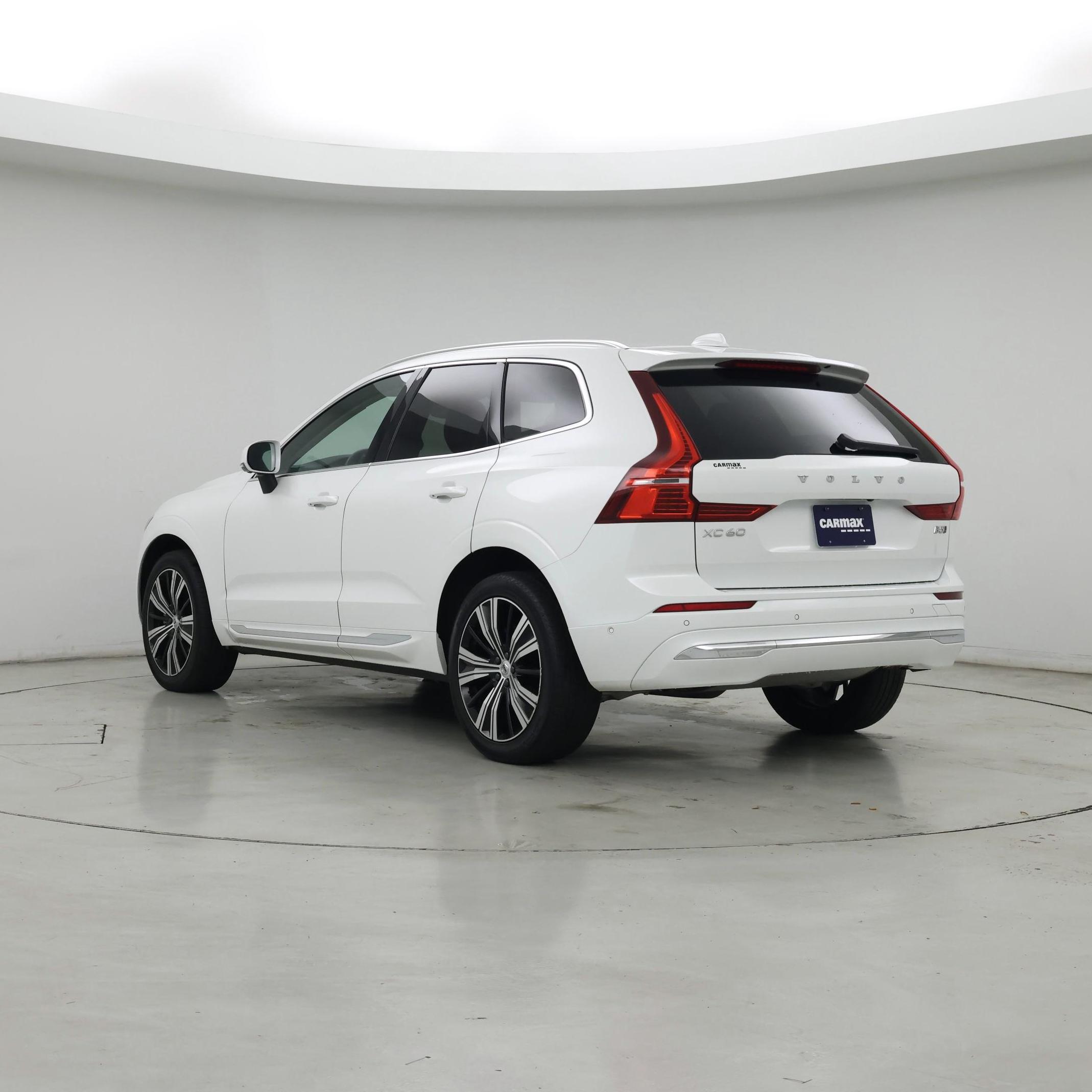 Thumbnail: 2023 Volvo XC60 - 2