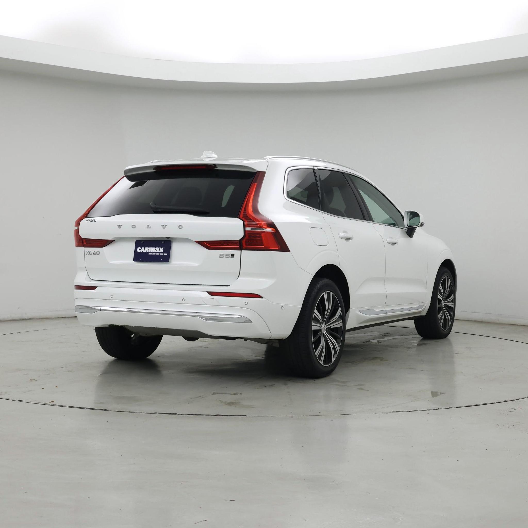 Thumbnail: 2023 Volvo XC60 - 8