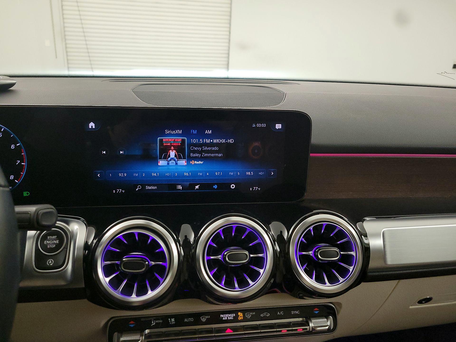 Thumbnail: 2023 Mercedes-Benz GLB - 15