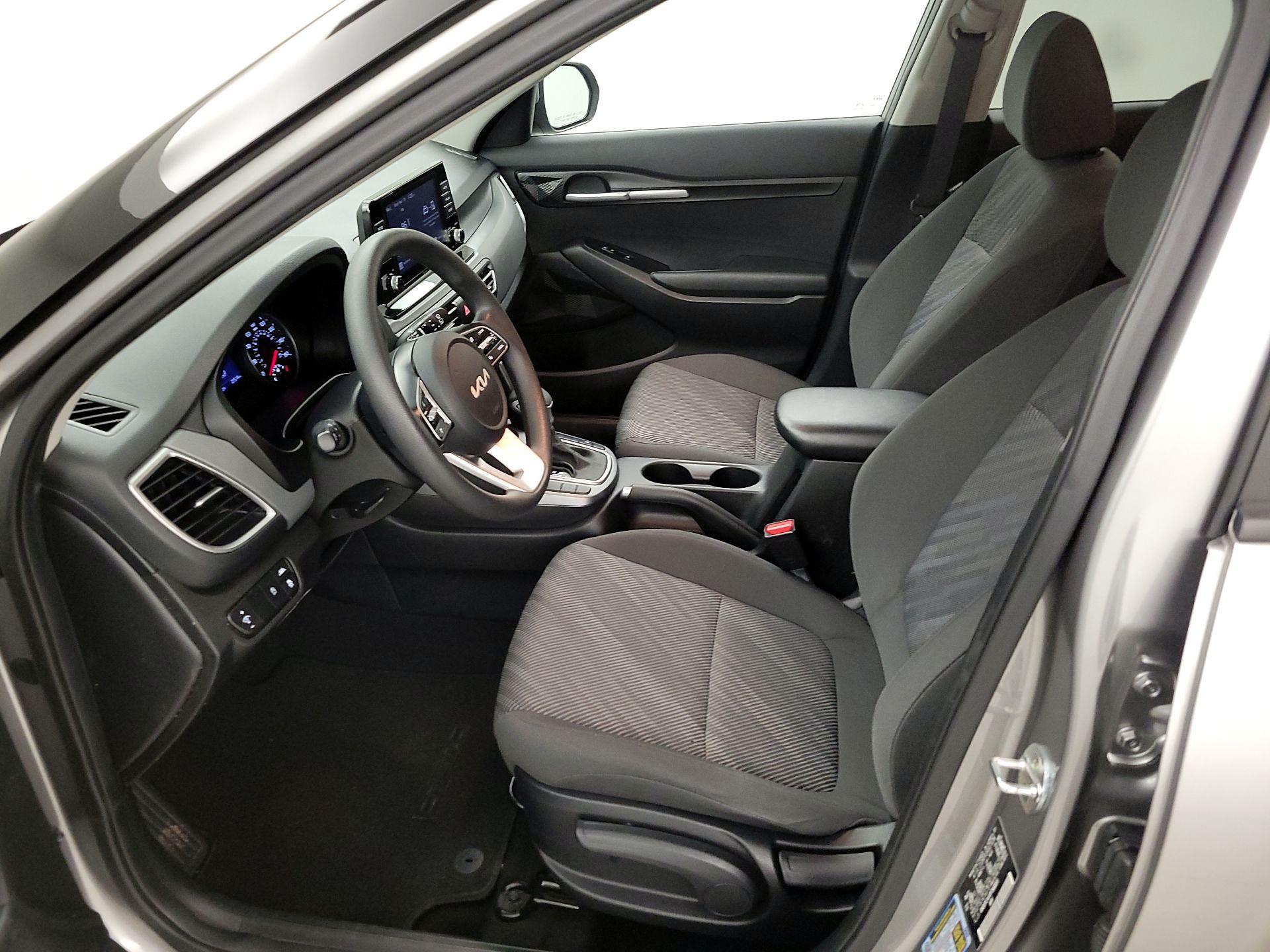 Thumbnail: 2023 Kia Seltos - 11