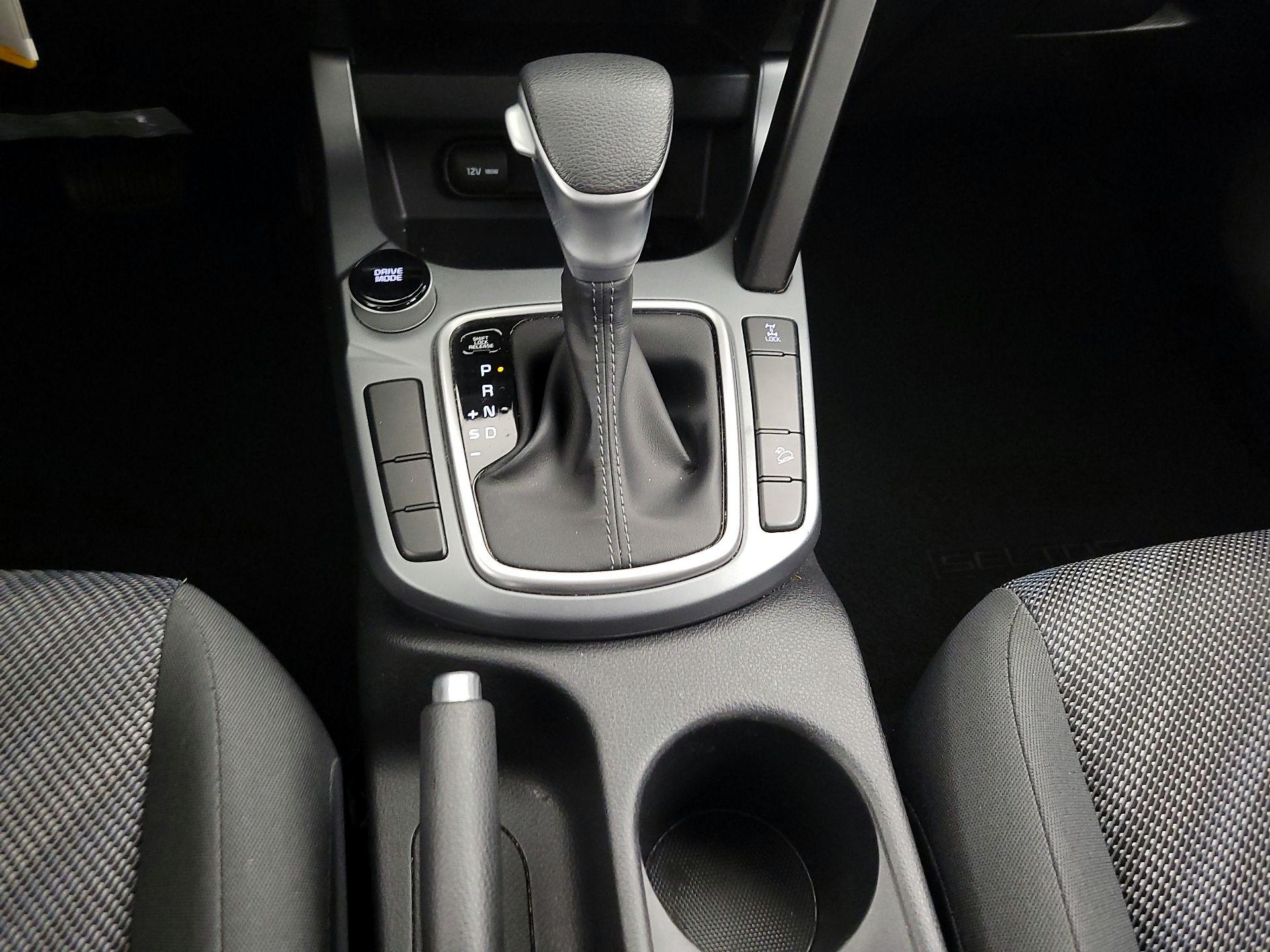 Thumbnail: 2023 Kia Seltos - 17