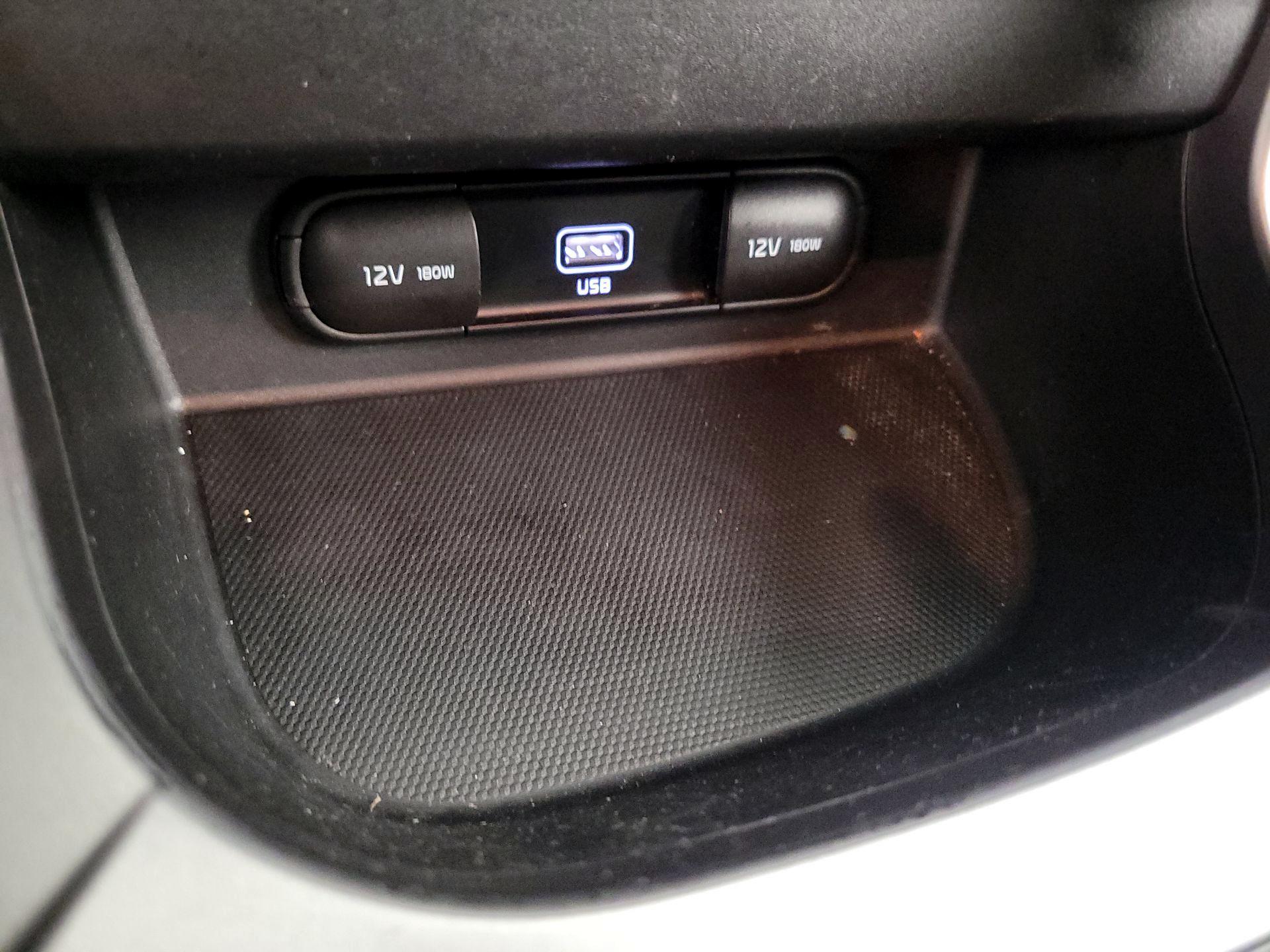 Thumbnail: 2023 Kia Seltos - 18