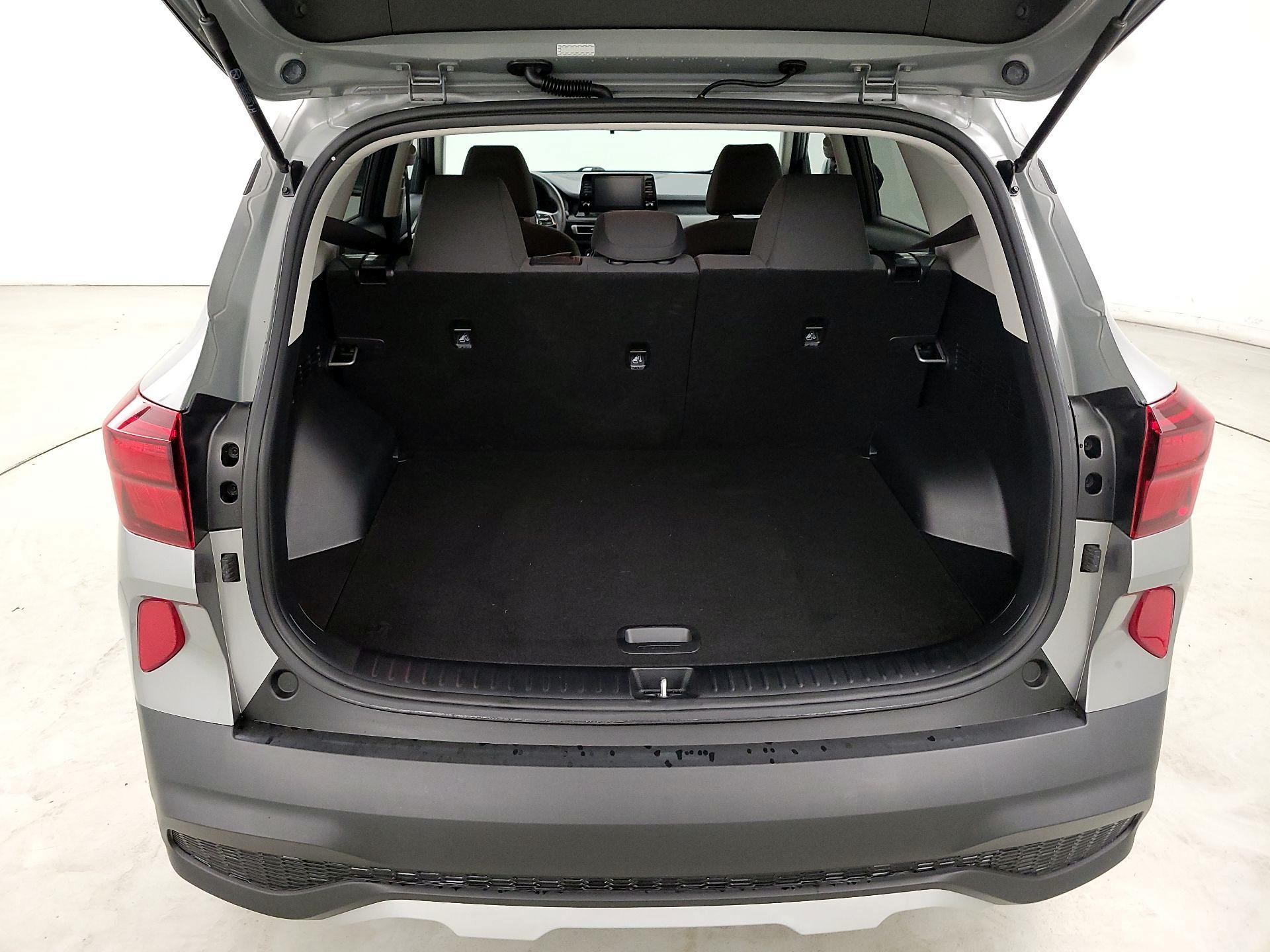 Thumbnail: 2023 Kia Seltos - 20