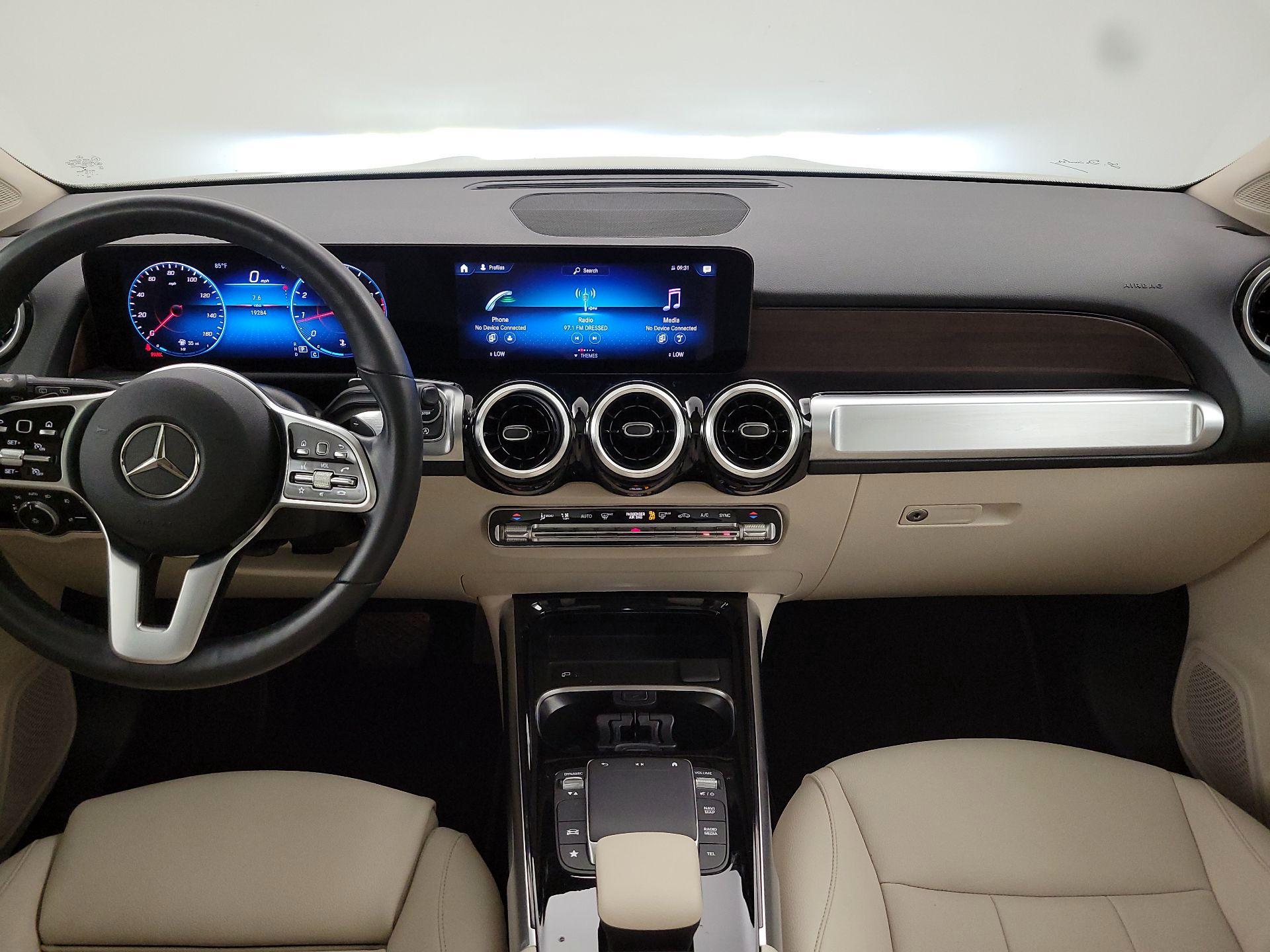 Thumbnail: 2022 Mercedes-Benz GLB - 9