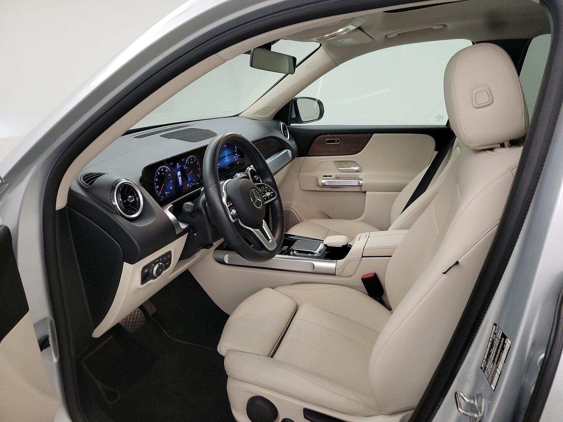 Thumbnail: 2022 Mercedes-Benz GLB - 11