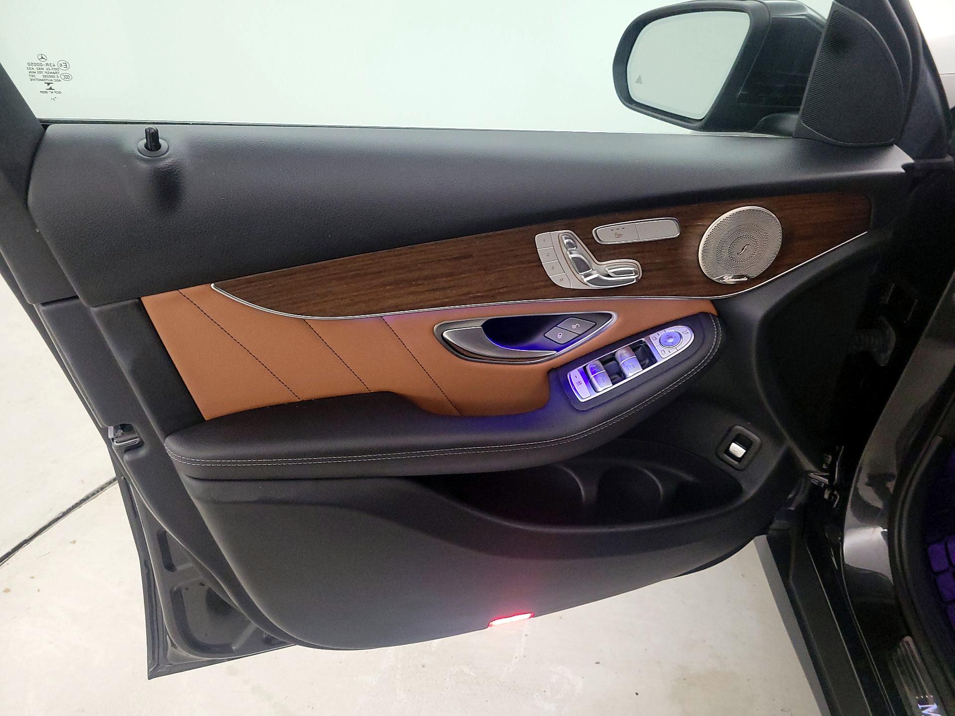 Thumbnail: 2021 Mercedes-Benz GLC - 12