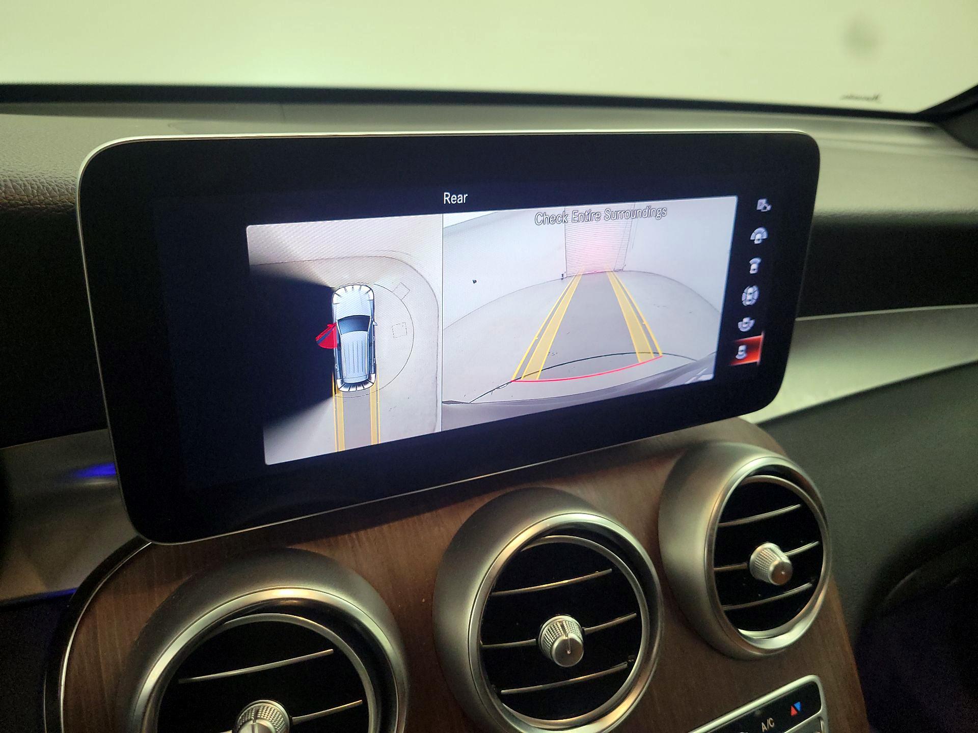 Thumbnail: 2021 Mercedes-Benz GLC - 15