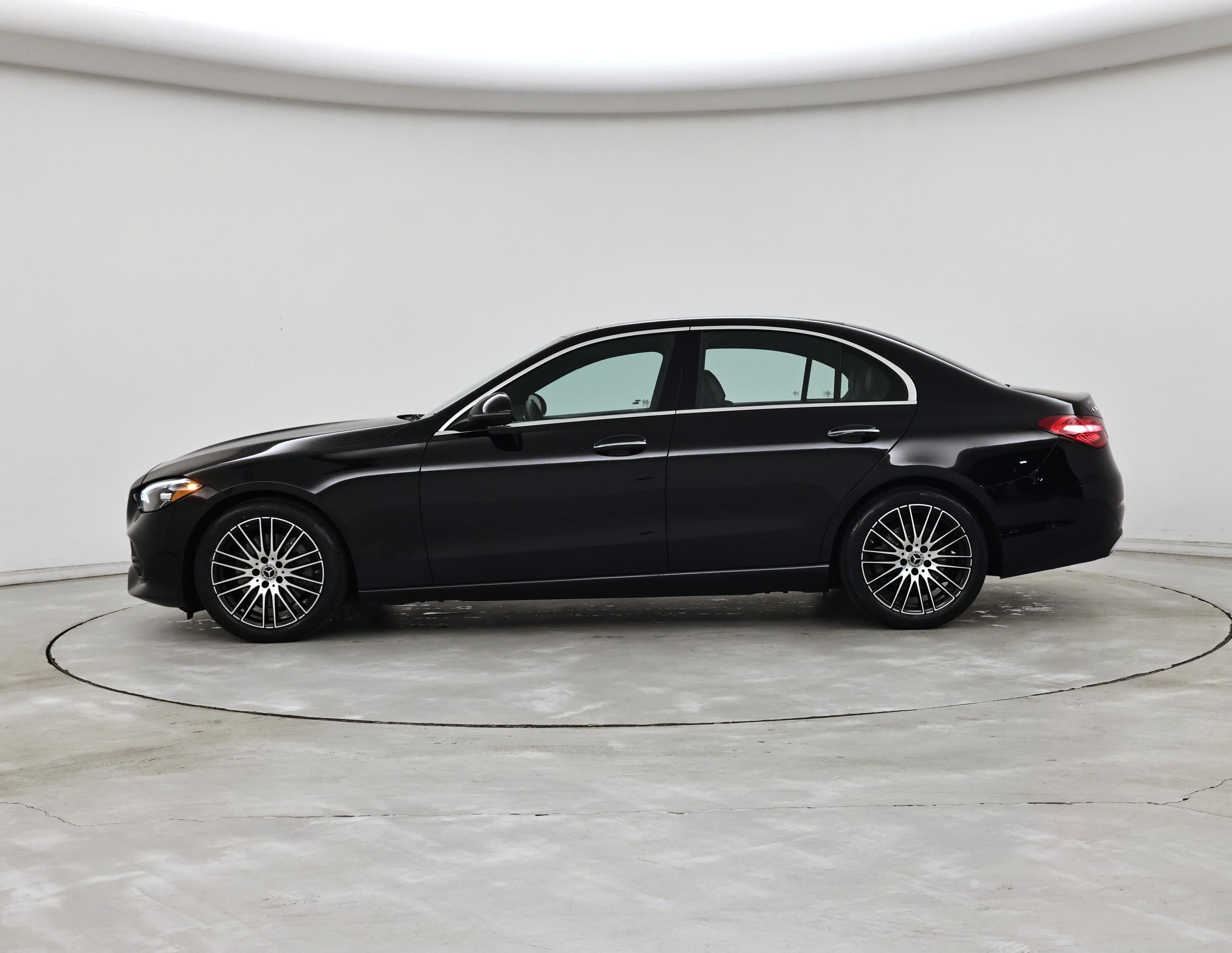 Thumbnail: 2023 Mercedes-Benz C-Class - 3