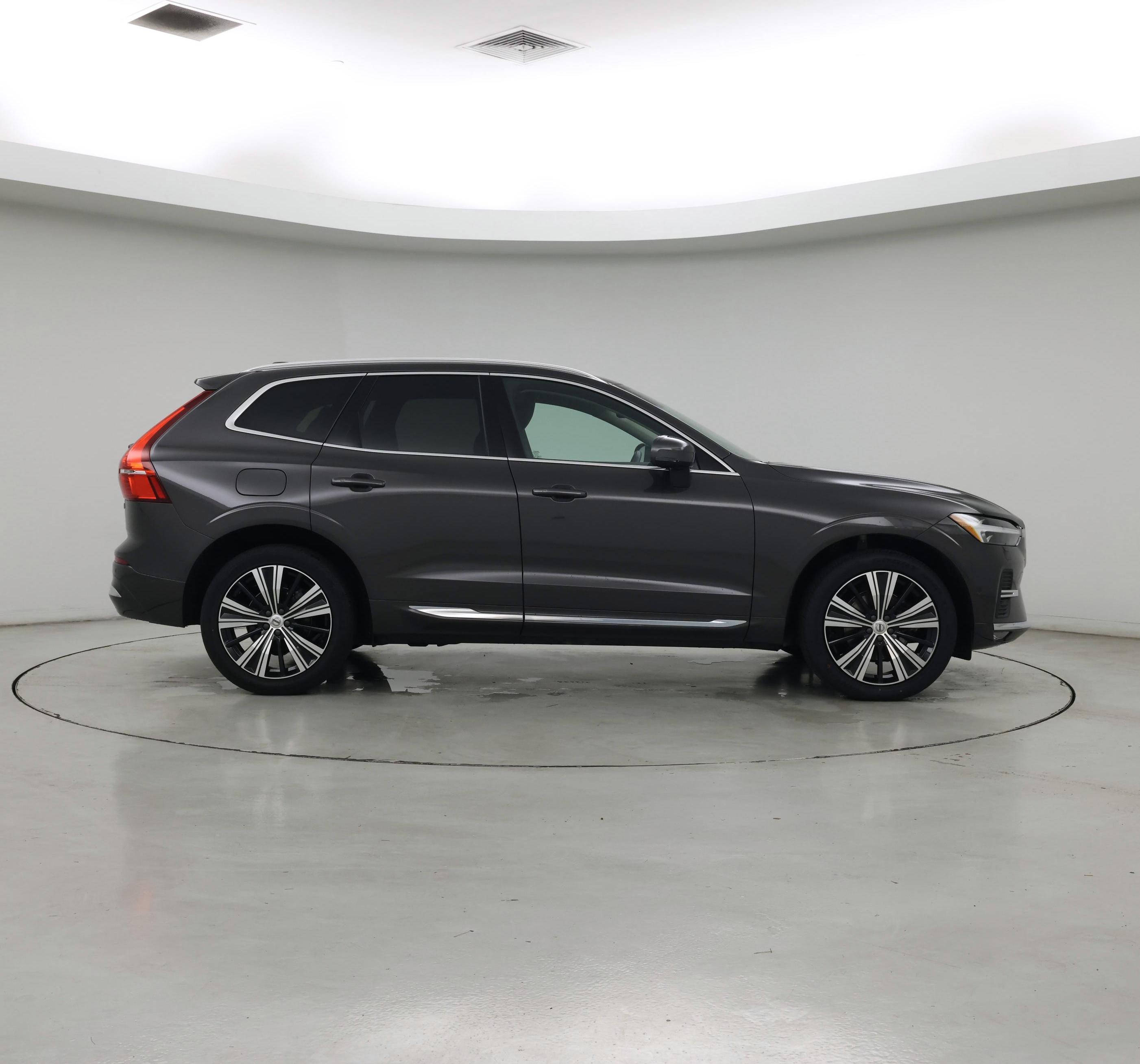 Thumbnail: 2023 Volvo XC60 - 7