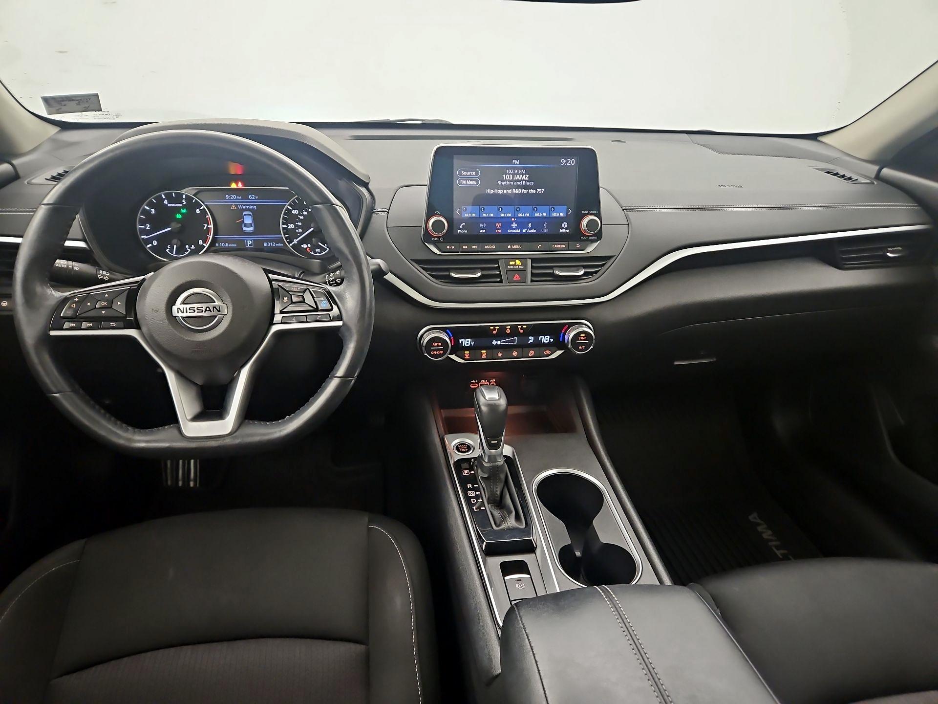 Thumbnail: 2019 Nissan Altima - 9