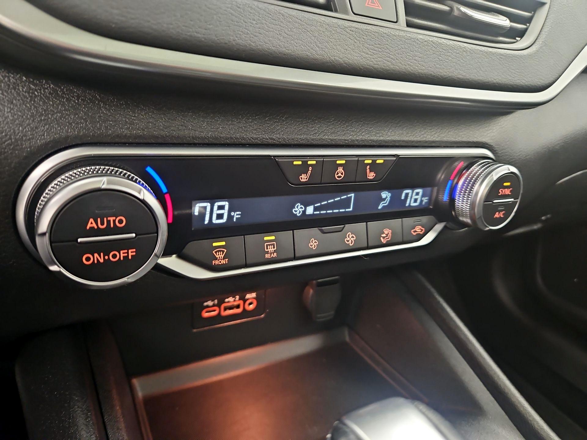 Thumbnail: 2019 Nissan Altima - 16