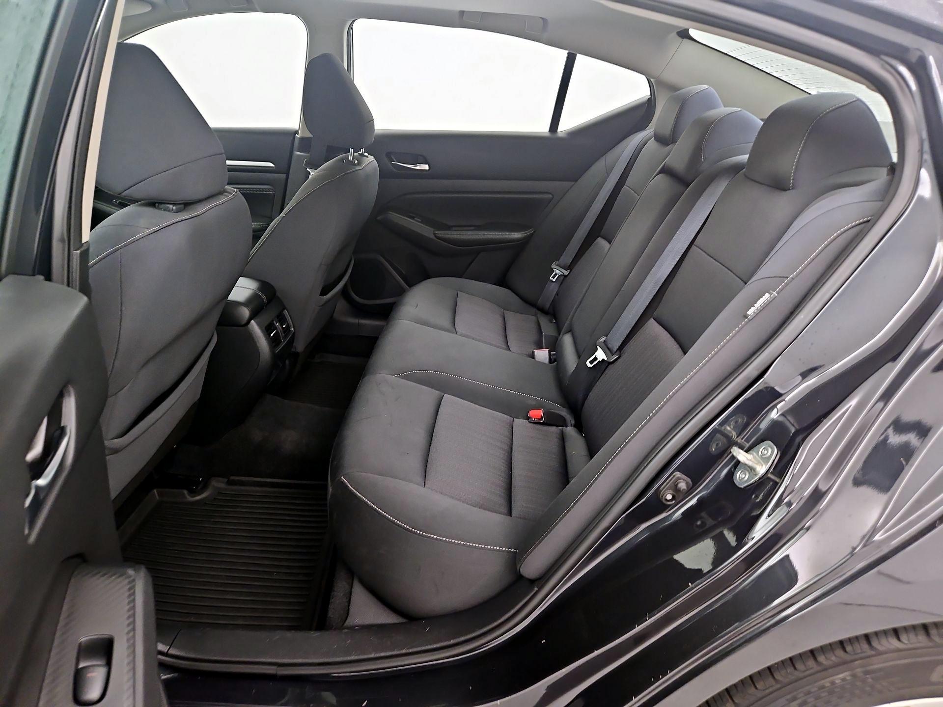 Thumbnail: 2019 Nissan Altima - 20