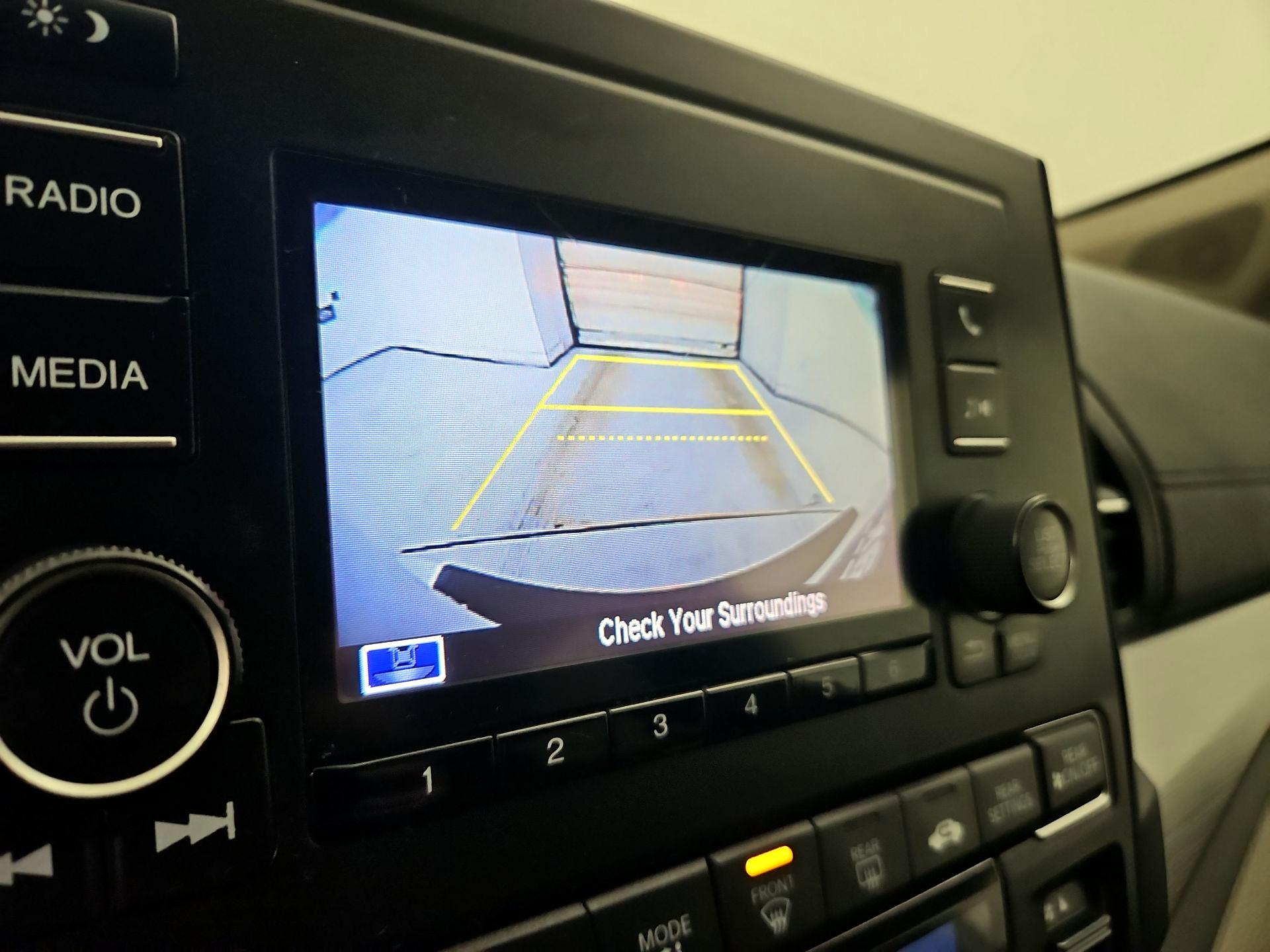 Thumbnail: 2019 Honda Odyssey - 14