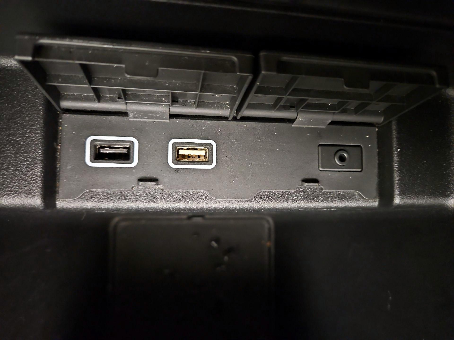 Thumbnail: 2019 Honda Odyssey - 18