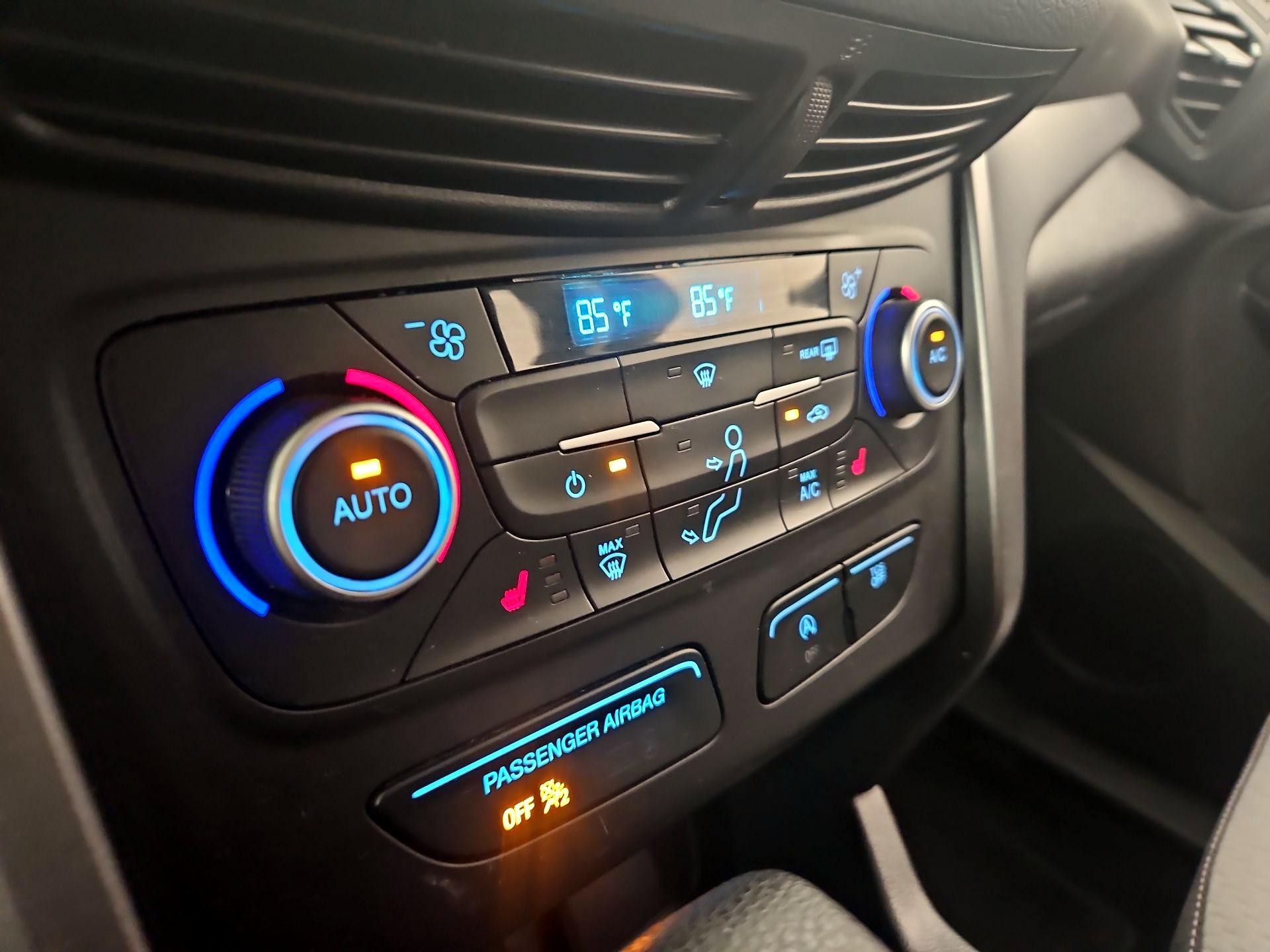 Thumbnail: 2018 Ford Escape - 16