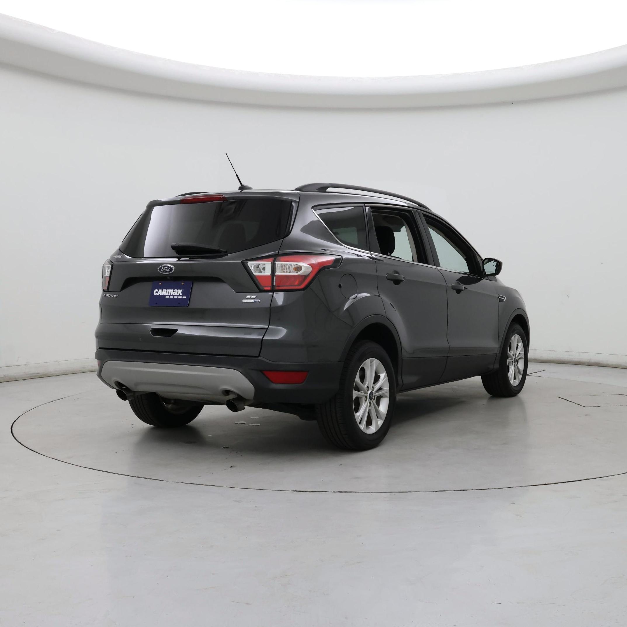 Thumbnail: 2018 Ford Escape - 8