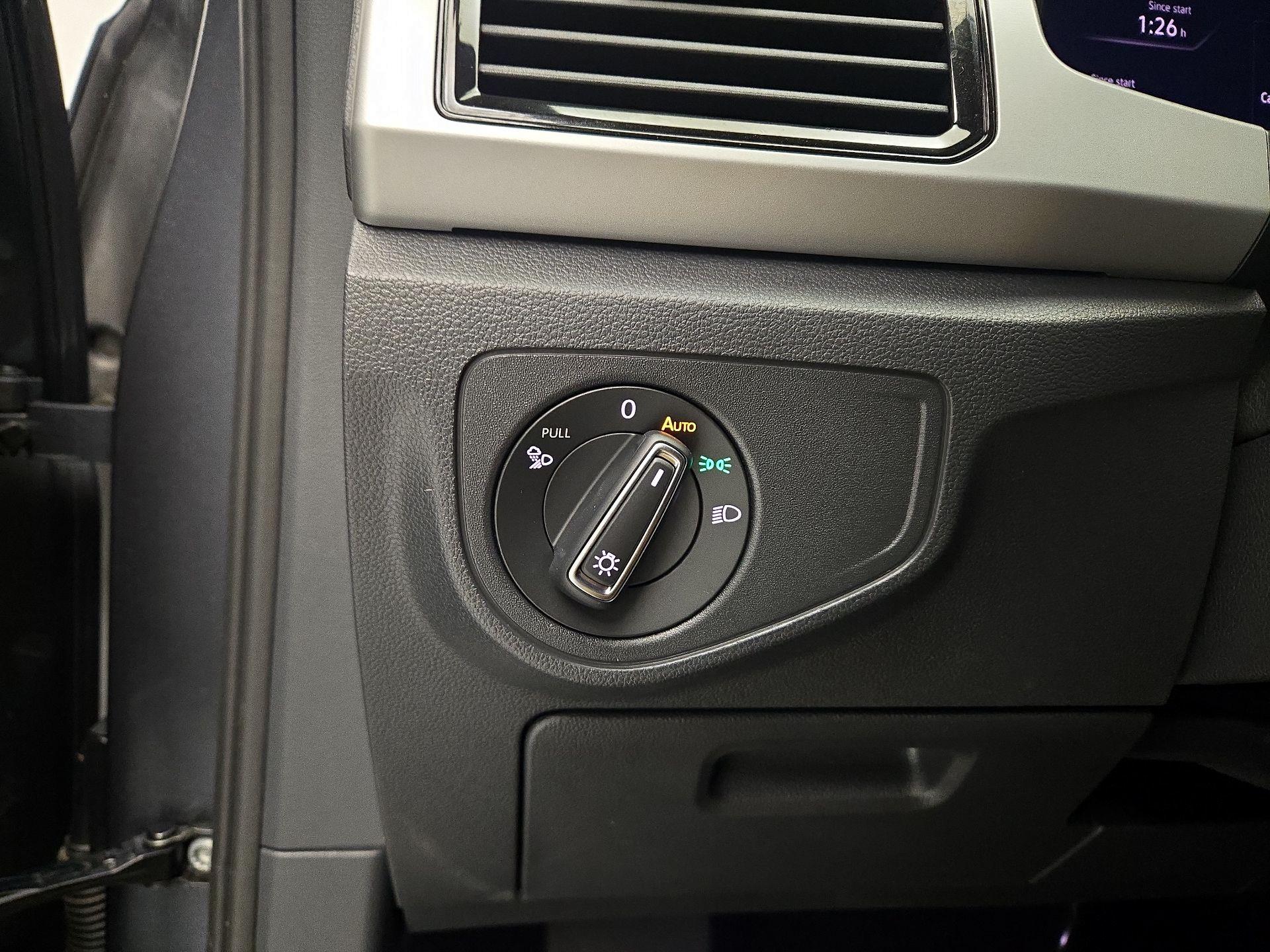 Thumbnail: 2023 Volkswagen Atlas - 13