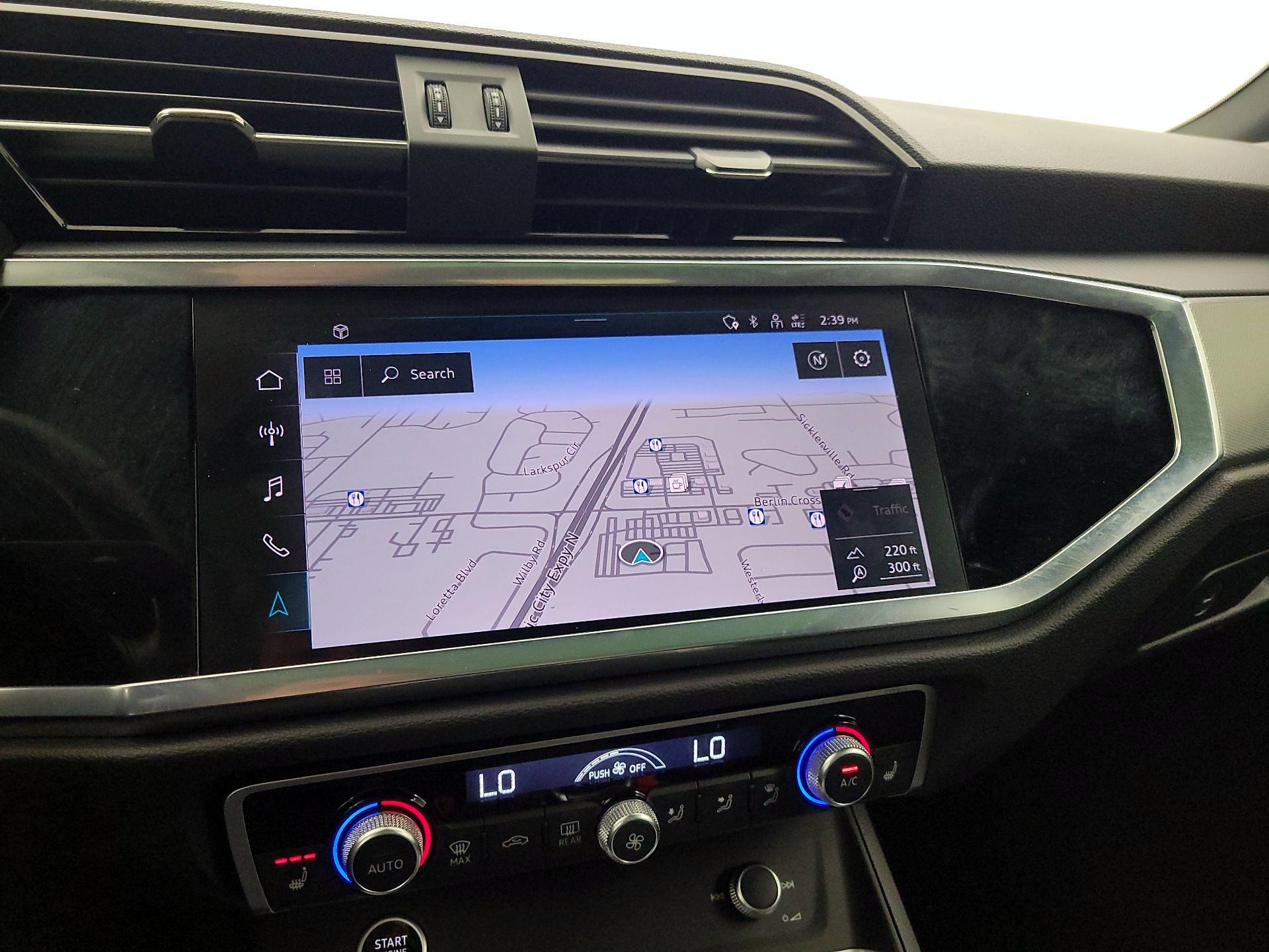 Thumbnail: 2023 Audi Q3 - 13