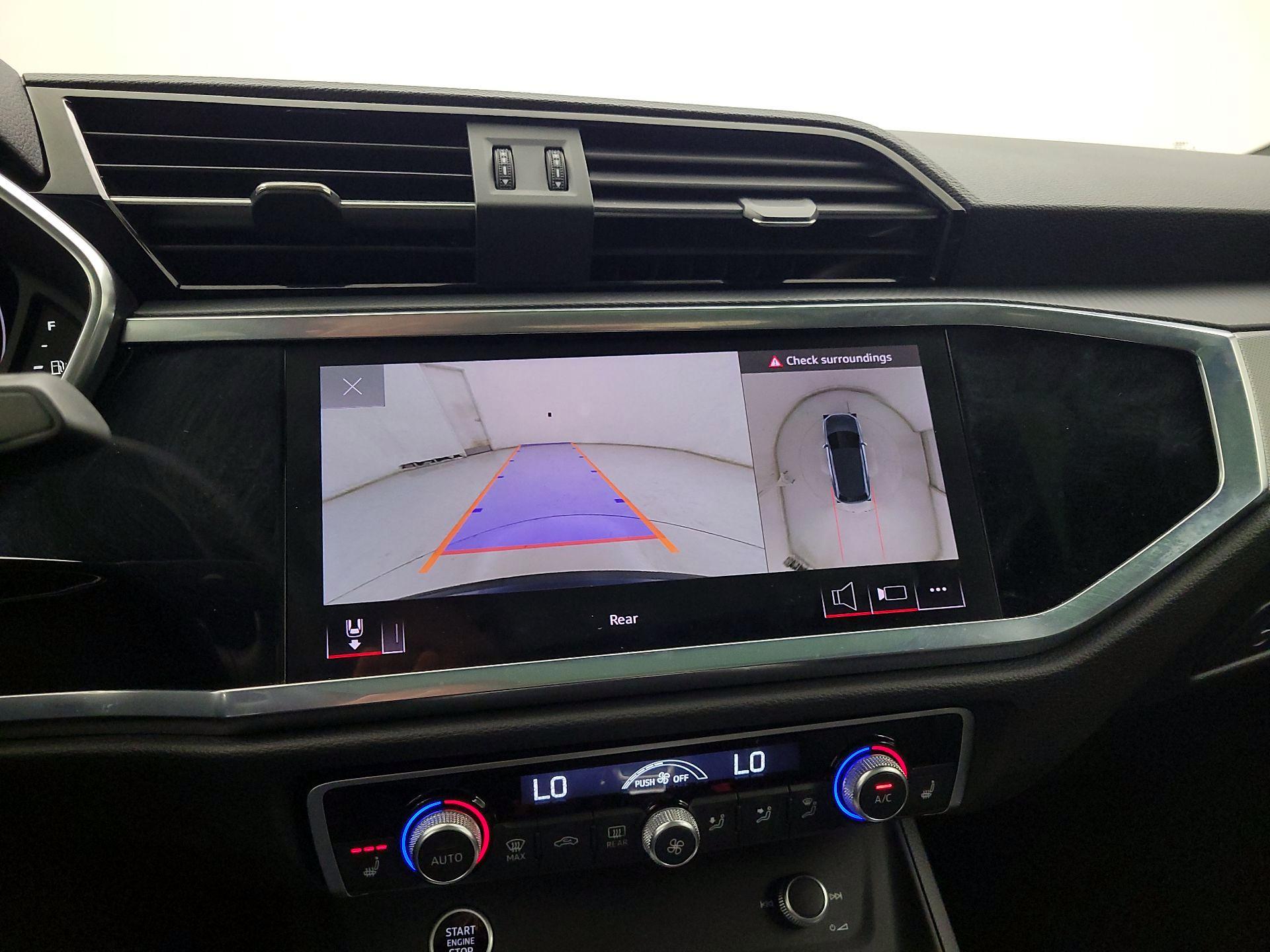 Thumbnail: 2023 Audi Q3 - 14