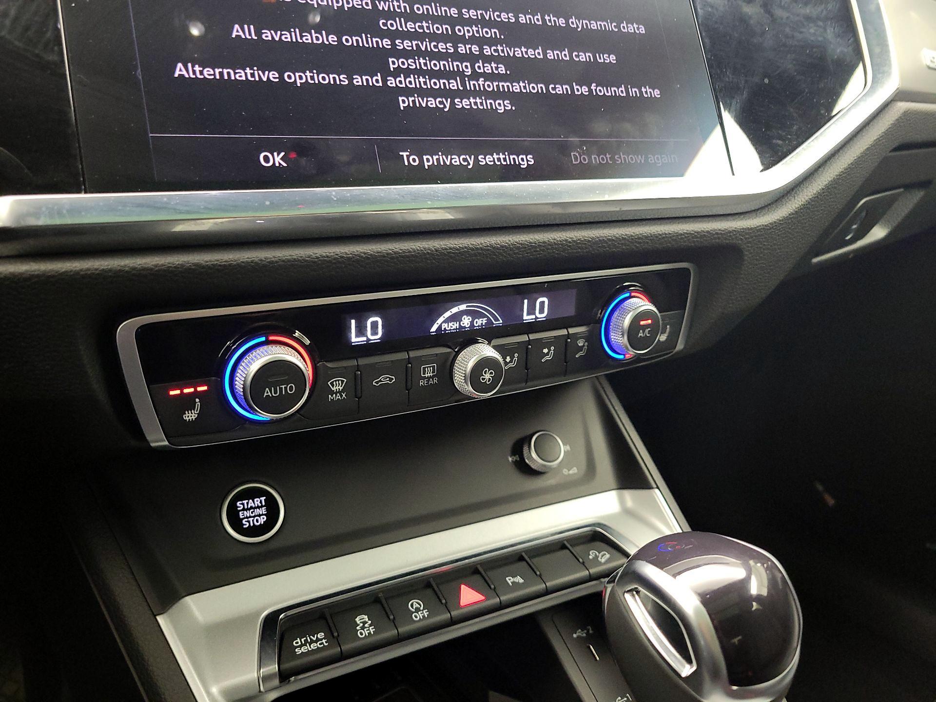 Thumbnail: 2023 Audi Q3 - 16