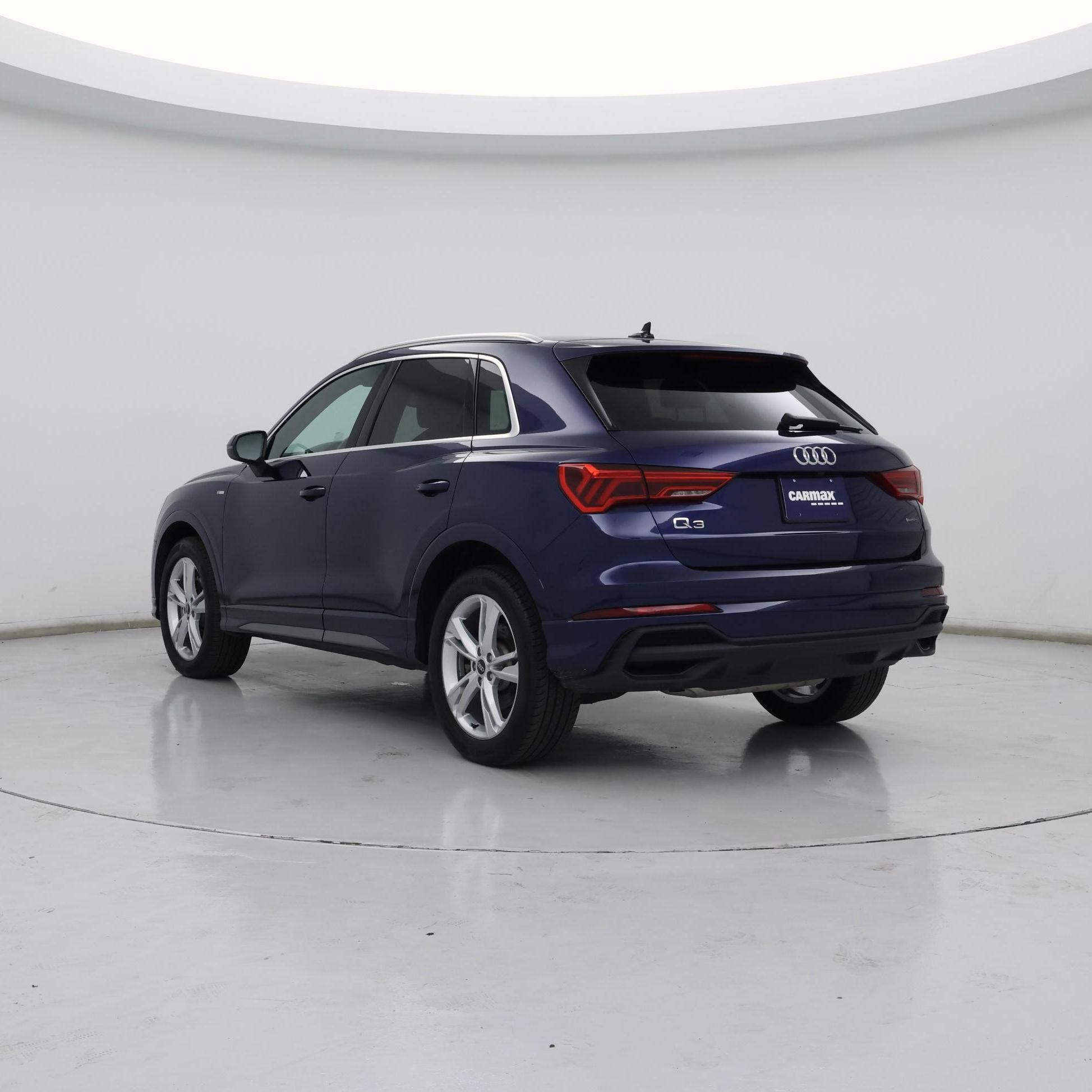 Thumbnail: 2023 Audi Q3 - 2