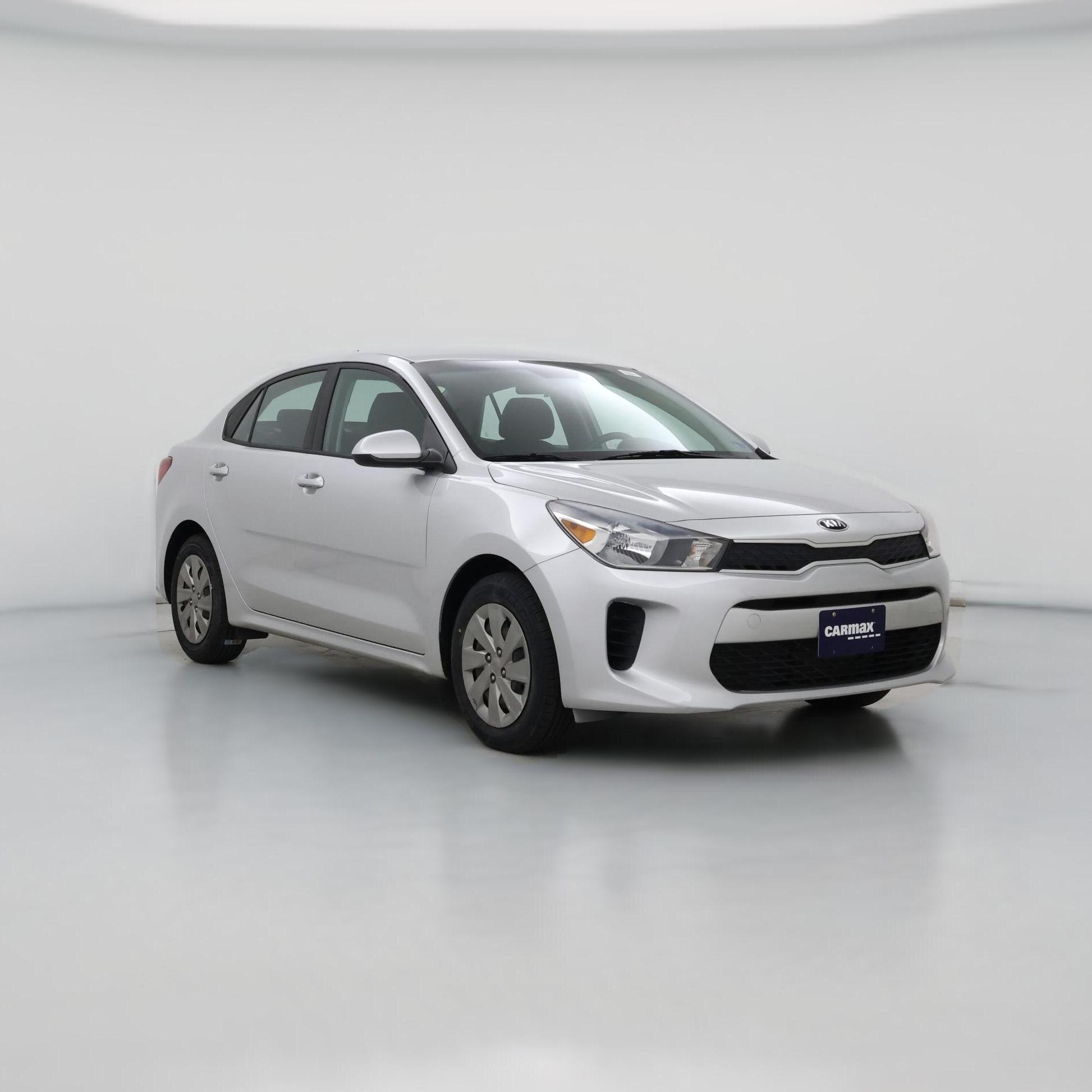 Thumbnail: 2019 Kia Rio - 1