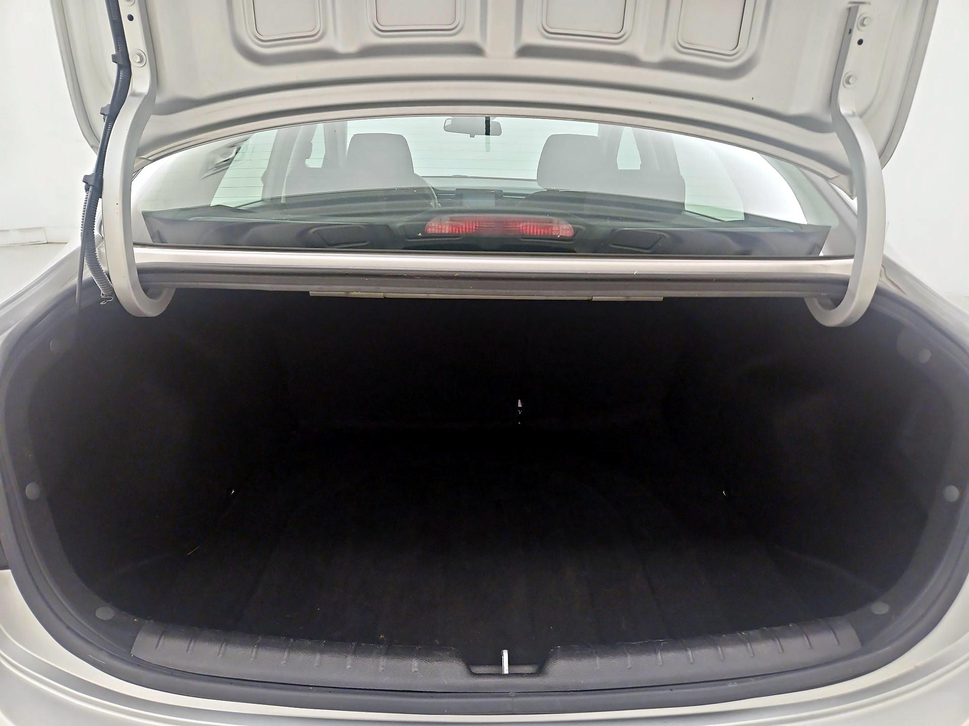 Thumbnail: 2019 Kia Rio - 20