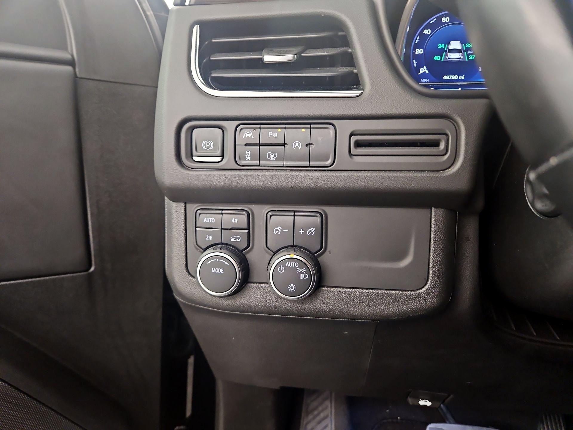 Thumbnail: 2023 Chevrolet Tahoe - 13